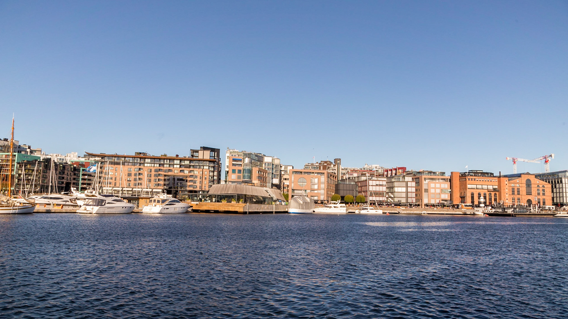 Pulling out from the ferry terminal - Aker Brygge Marina