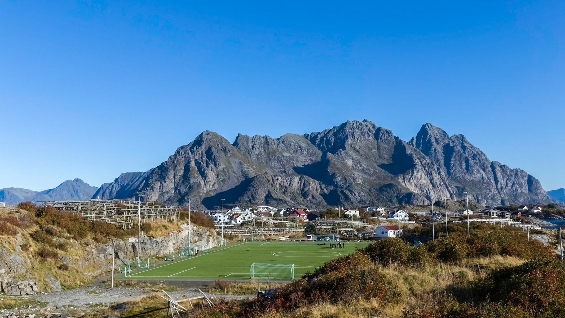 The soccer field in Henningsvær, Vågan. 10:35 am.