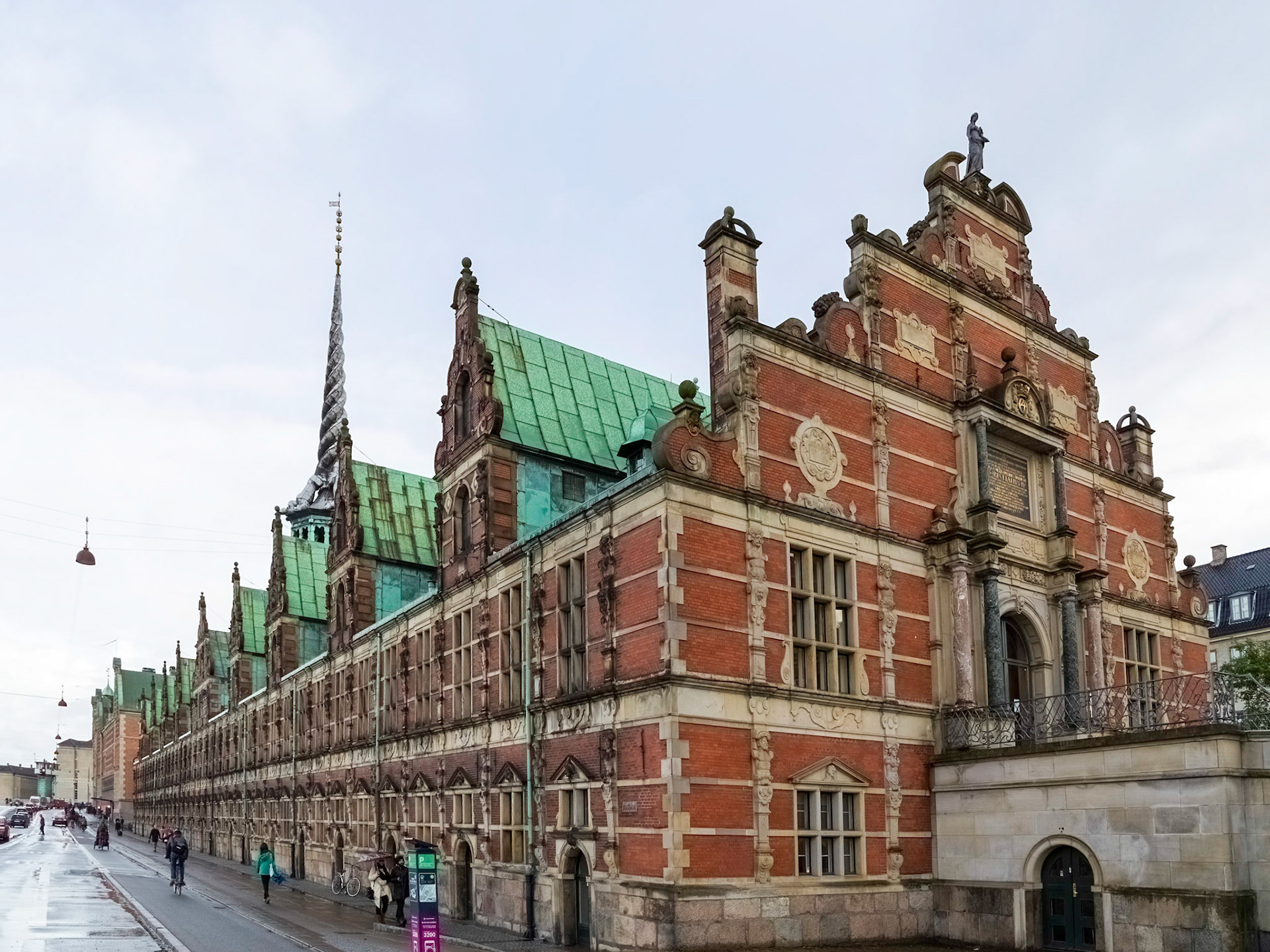 Old Stock Exchange Building, with steeple of intertwined dragon tails