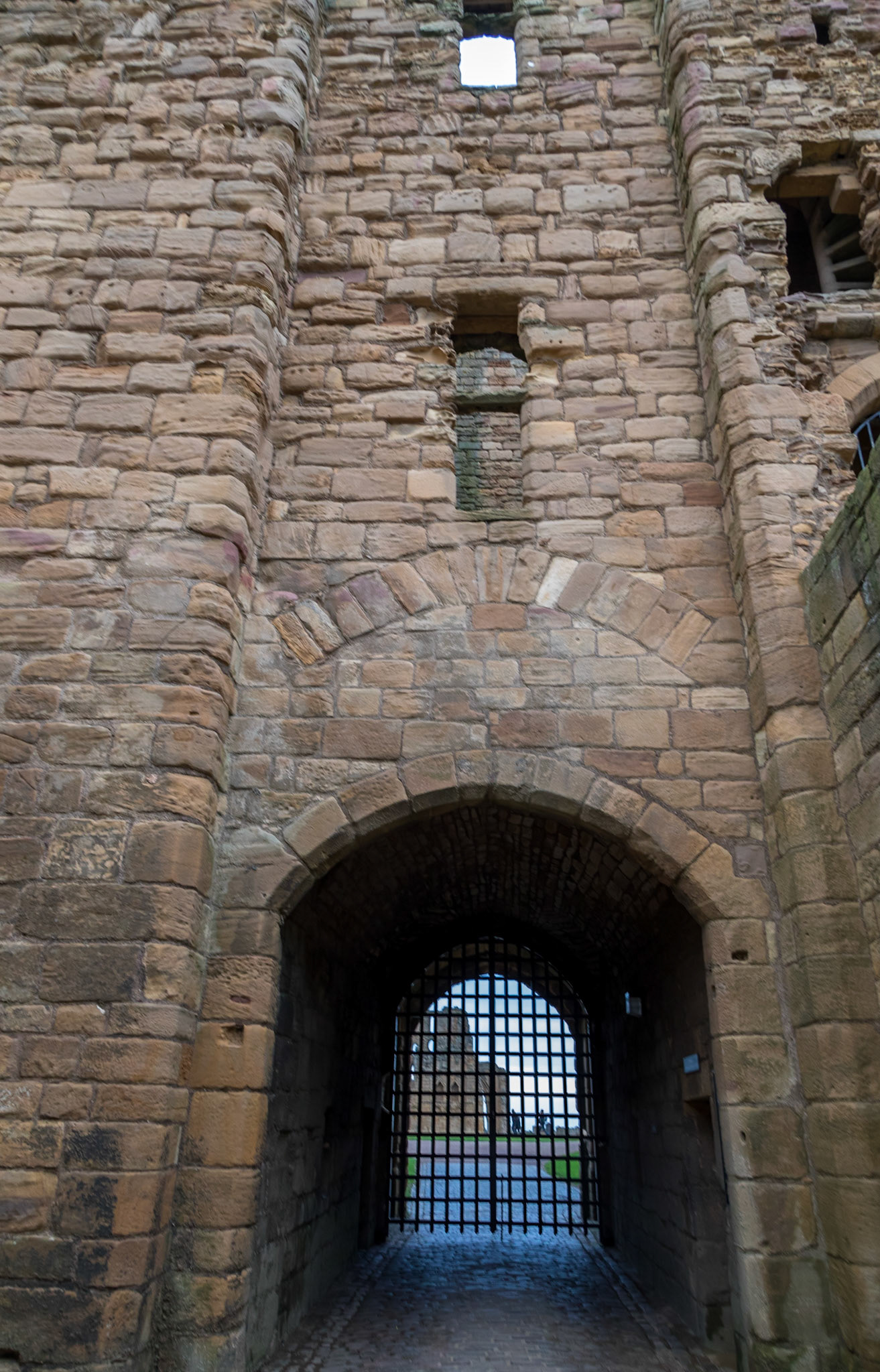 Tynemouth Priory and Castle (13th century)