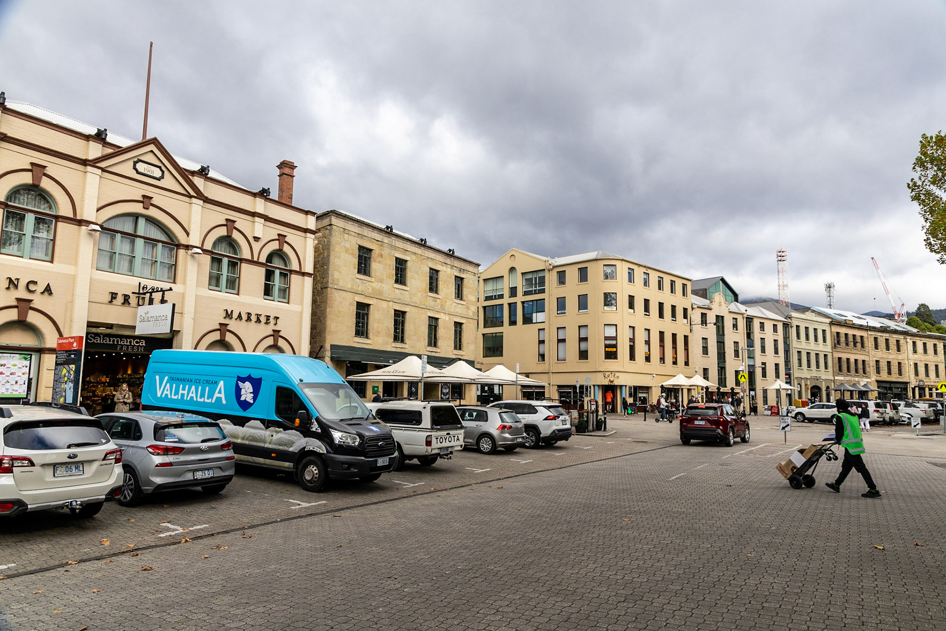 Morning in Salamanca Place