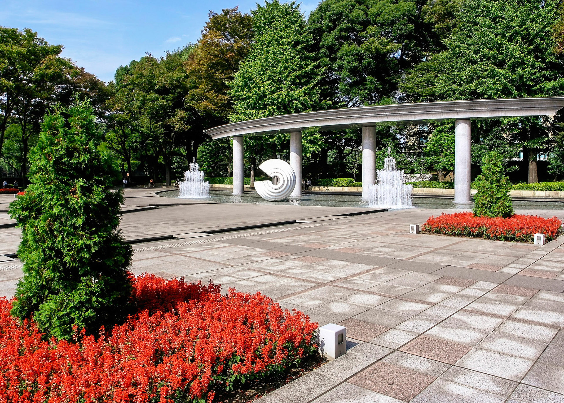 Imperial Palace Plaza