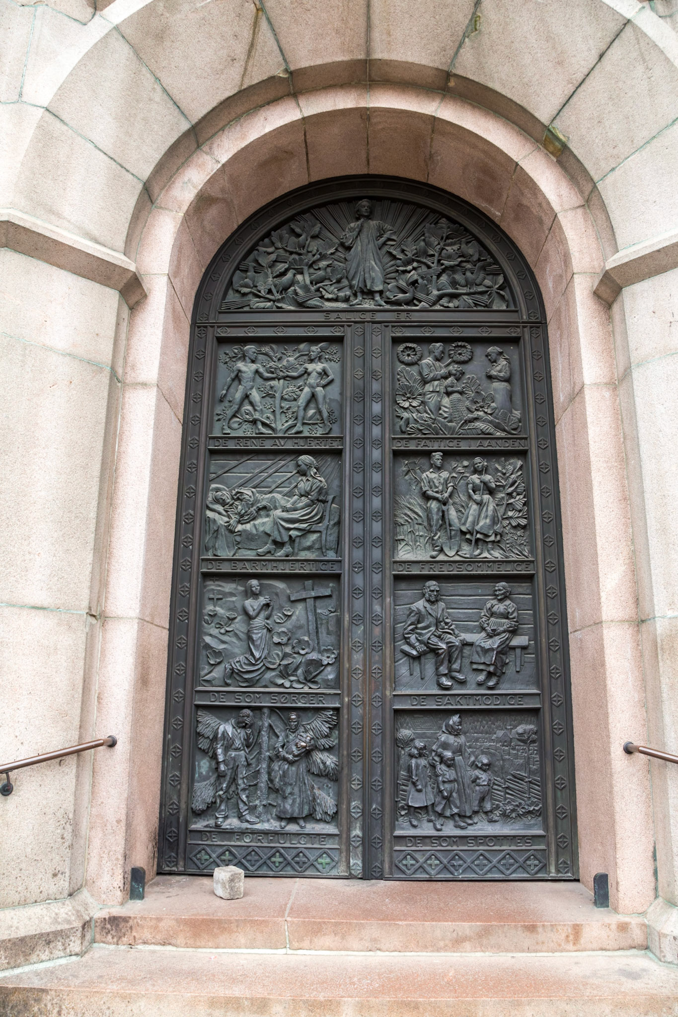 Oslo Cathedral (Oslo Domkirke); front doors. Consecrated in 1697 and rebuilt in 1850.