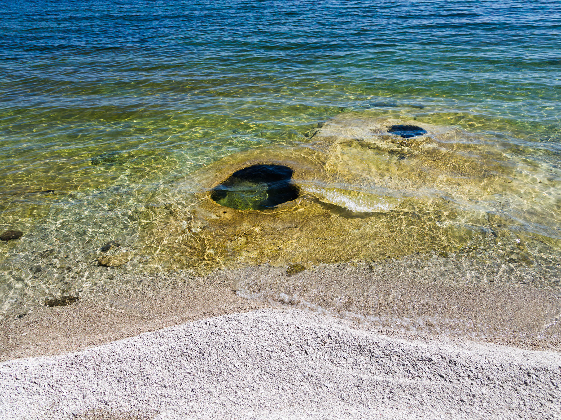 Lakeshore Geyser. West Thumb Geyser Basin, Yellowstone National Park, Wyoming.