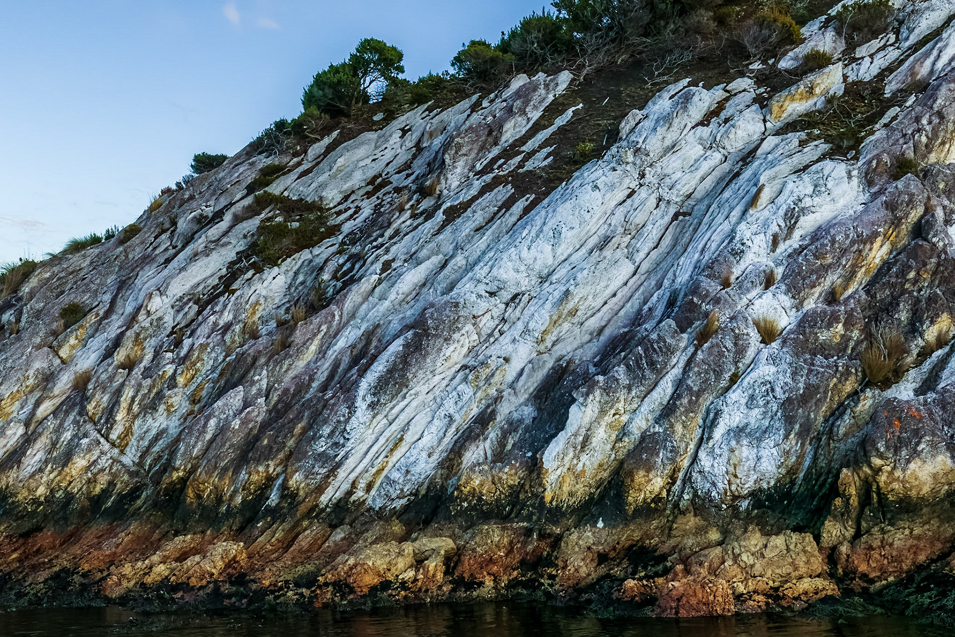 A cruise around Lourah Island - awaiting the sunrise.