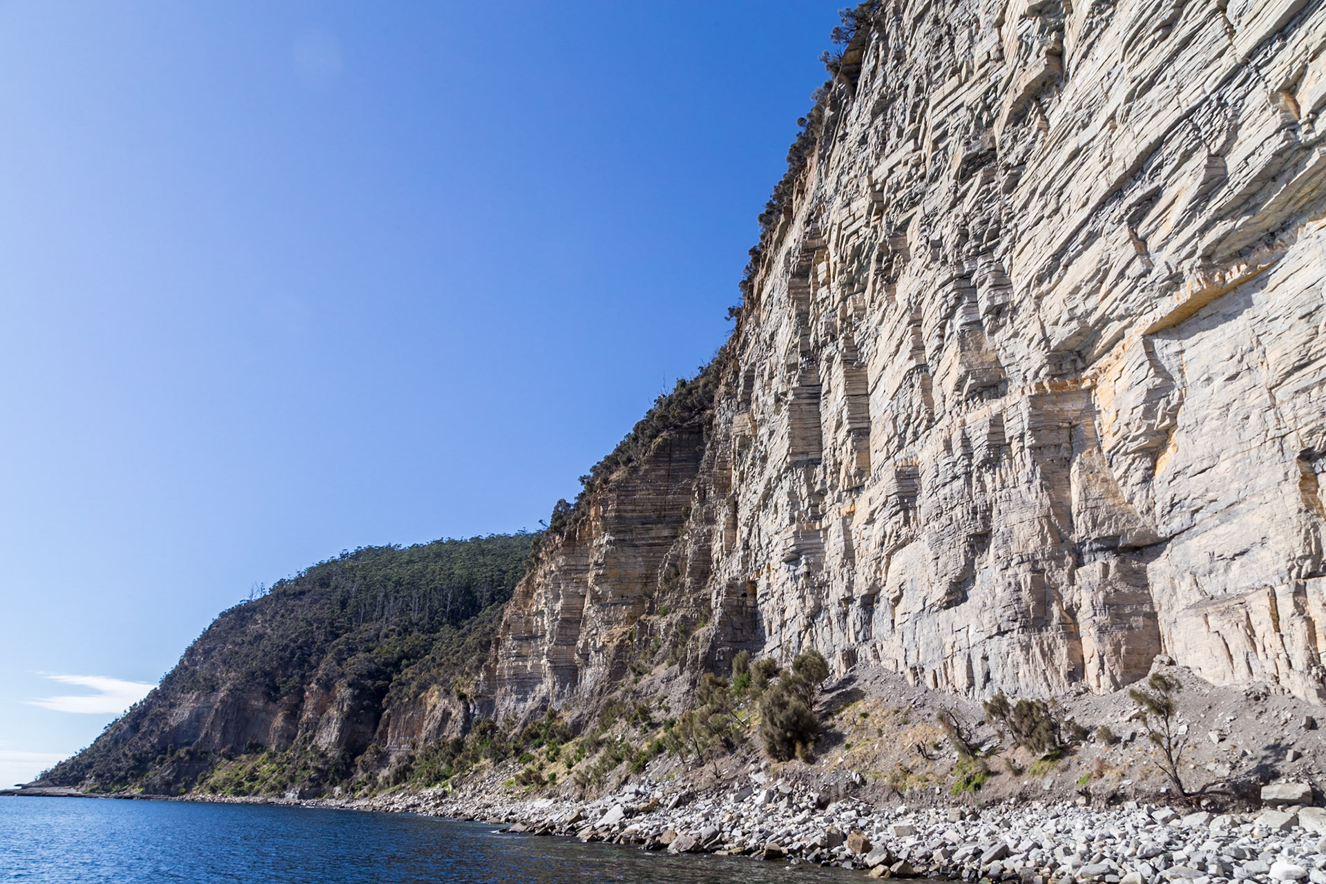 Fossil Cliffs. Maria Island
