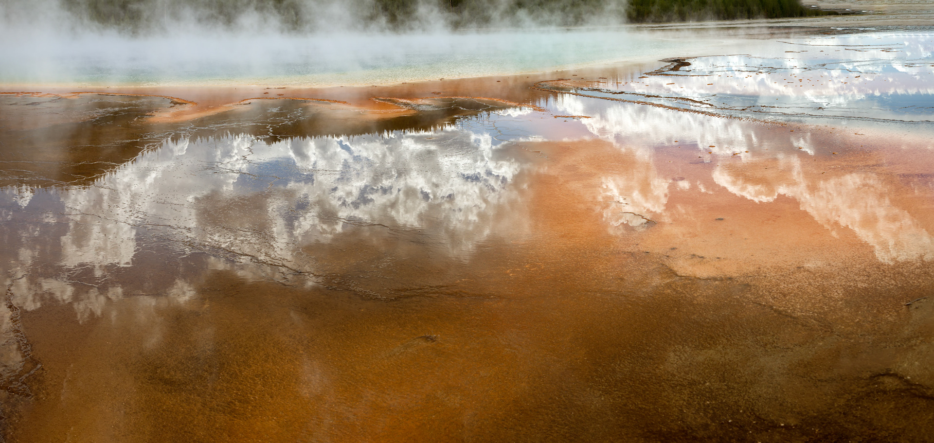 Midway Geyser Basin, Yellowstone National Park, Wyoming.