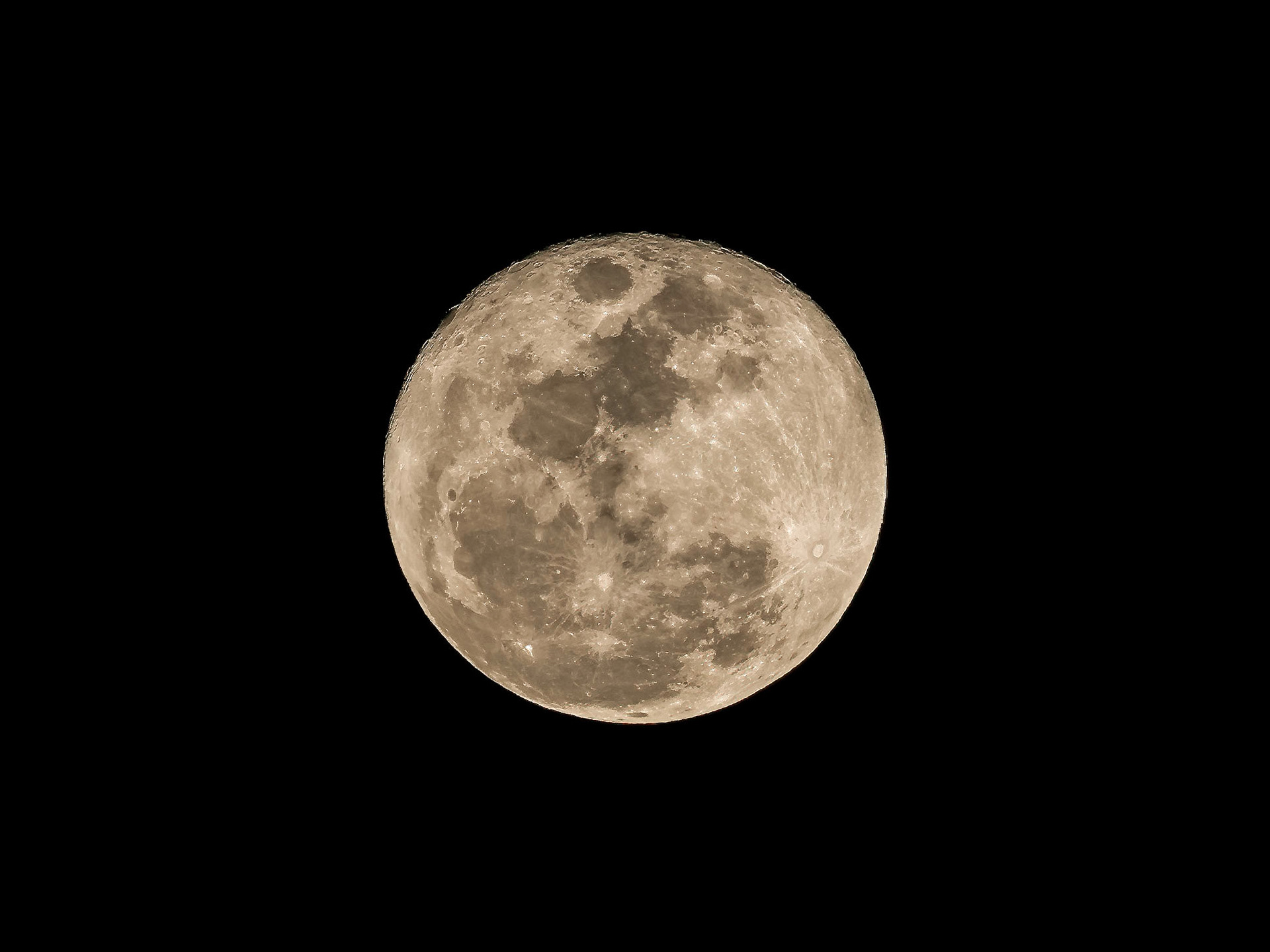 Full moon, Cobbold Gorge Village