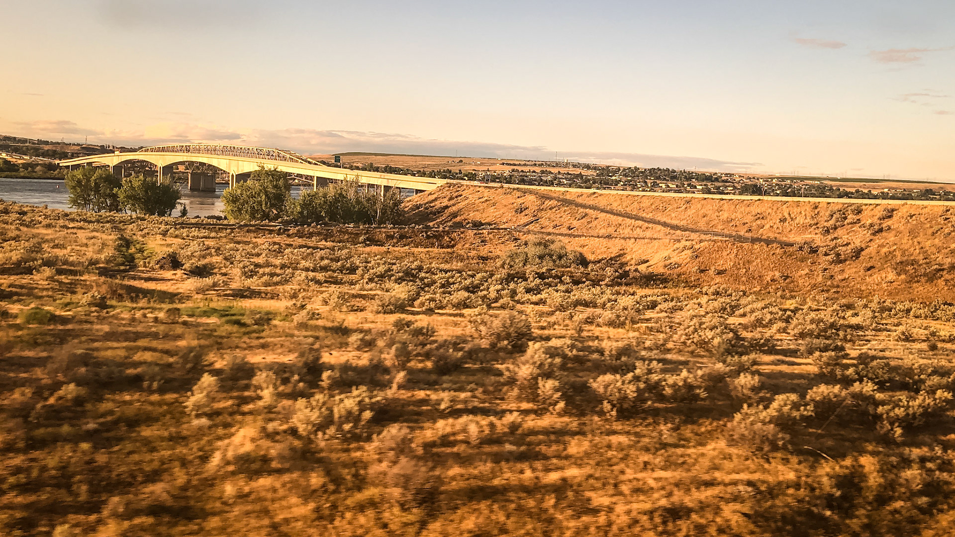 Plymouth, Washington. Umatilla Bridge across the  Columbia R. to Oregon