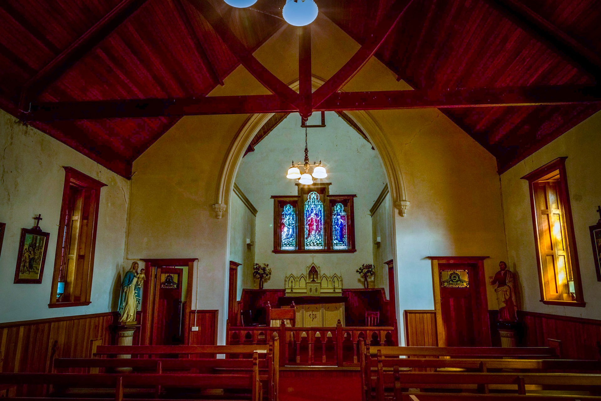 Ross; Our Lady of the Sacred Heart Catholic Church