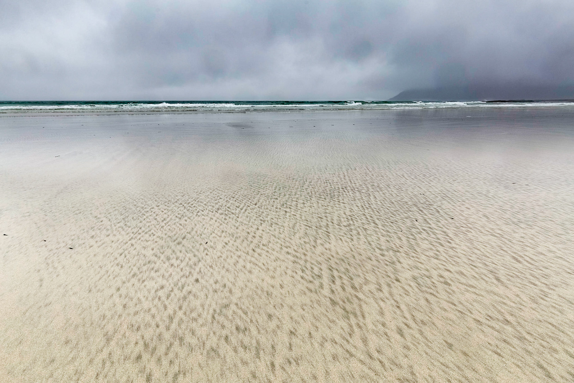 Skagsanden Beach, Flakstad. 5:18 pm.