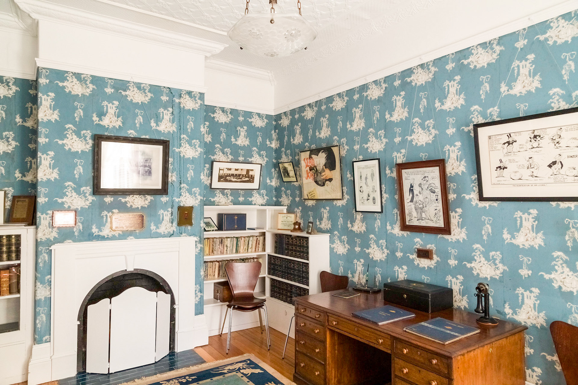 'Home Hill", Miandetta, Devonport. Formerly residence of Joseph Aloysius Lyons, Prime Minister of Australia 1932-39. And his wife Enid, who was the first woman elected to the House of Representatives and first woman to be a minister in the Commonwealth cabinet.