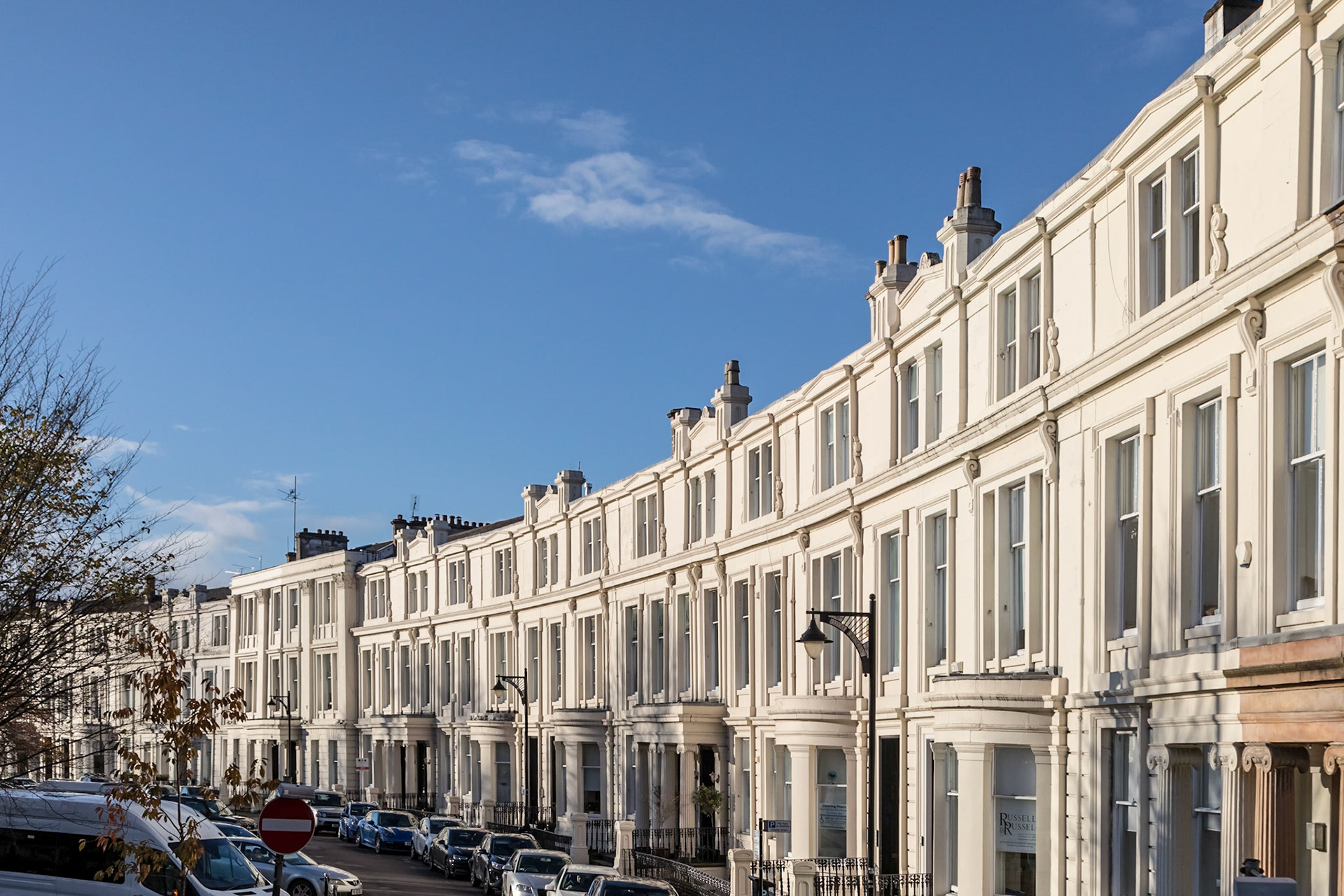 Along the Royal Crescent - Fitzroy Pl