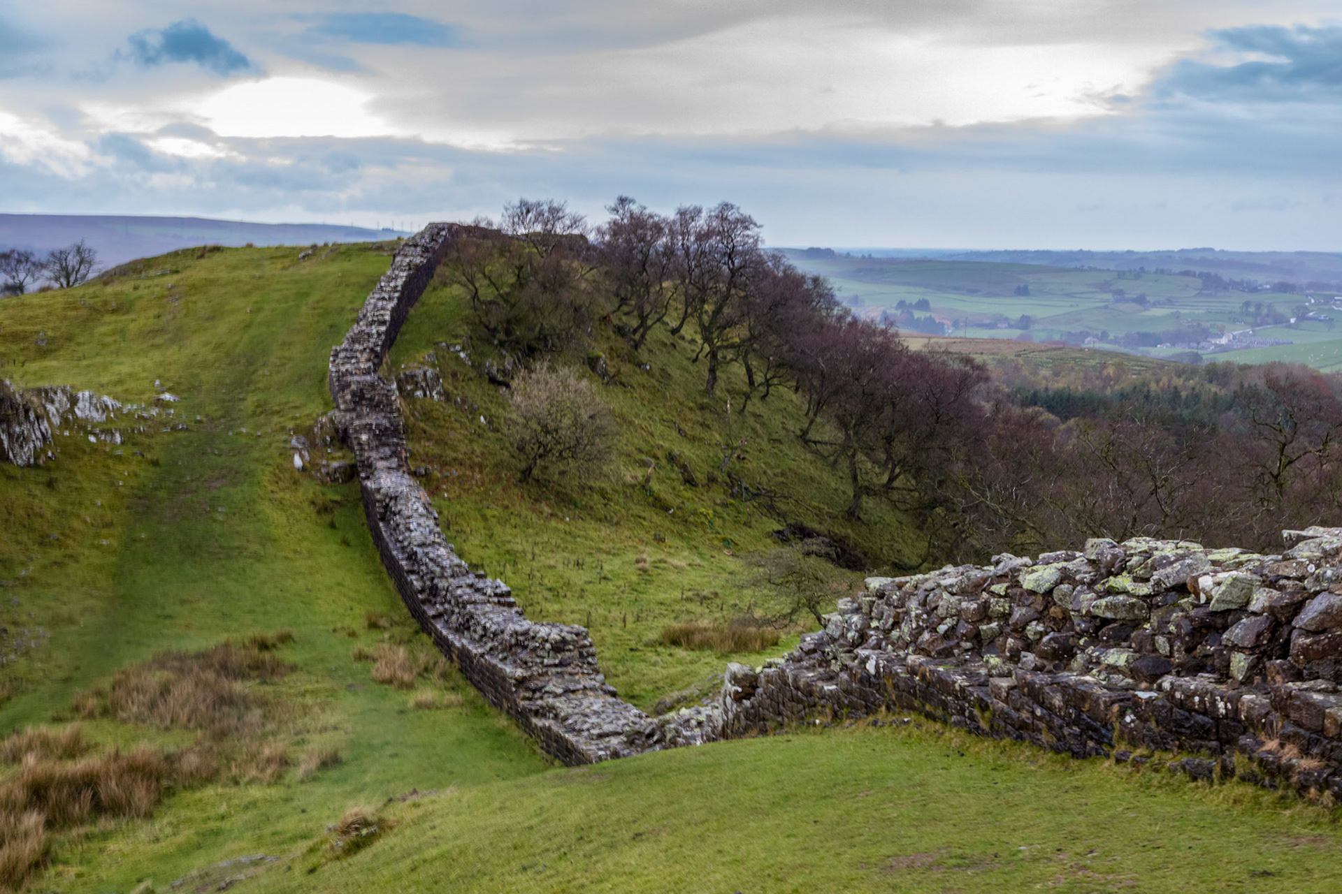 Hadrians Wall, from the Walltown Crags Watchtower site