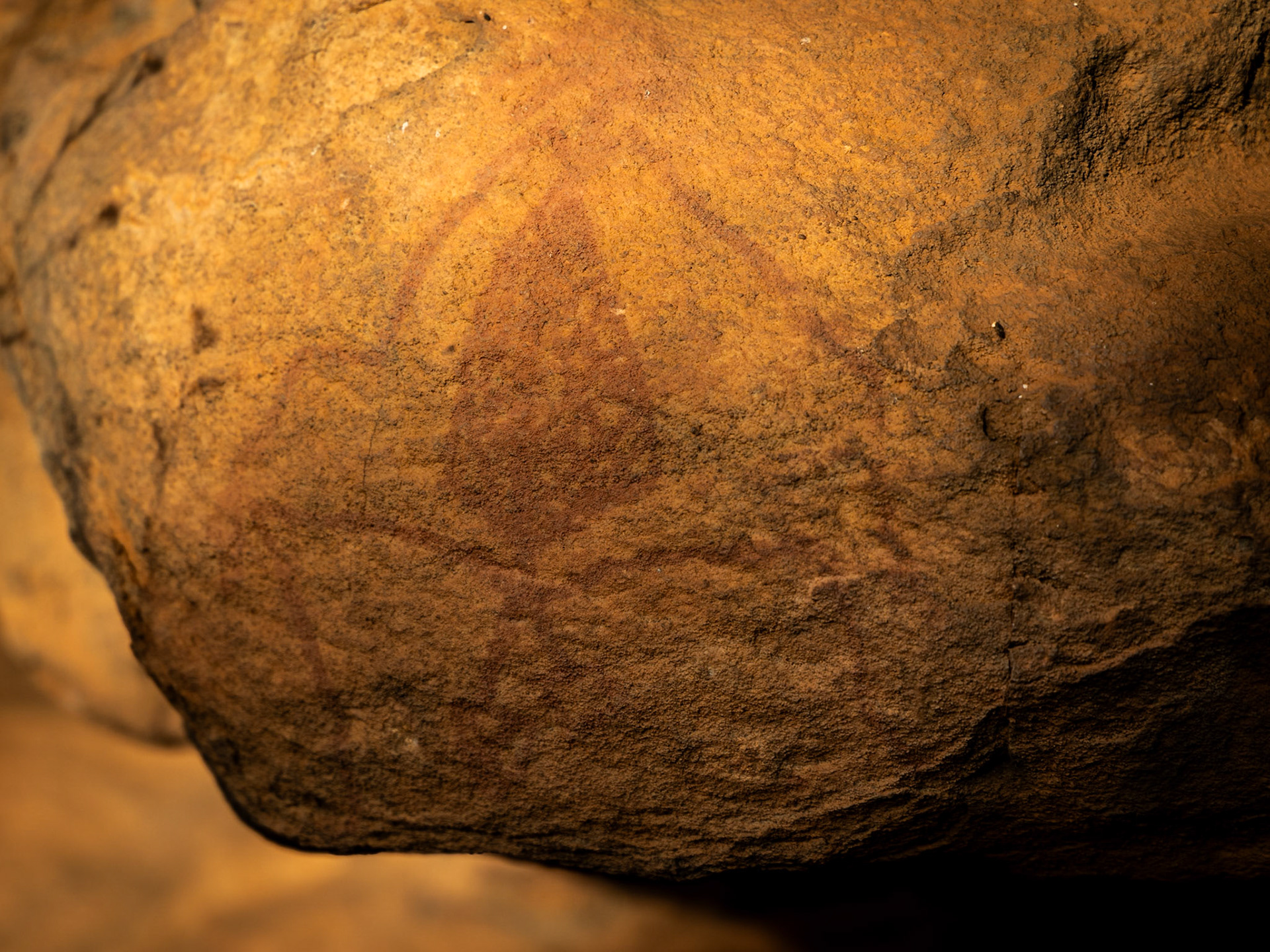 Red Lily Lookout; rock art