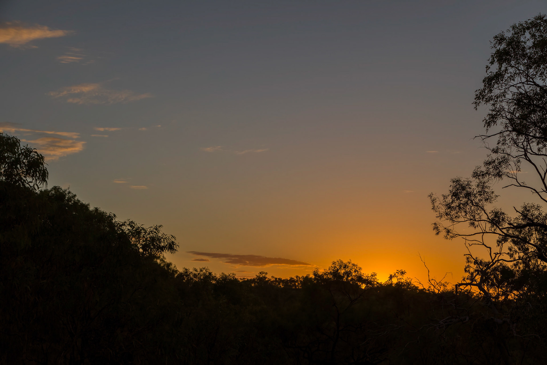 Sunrise,  on the descent from Russell's Lookout