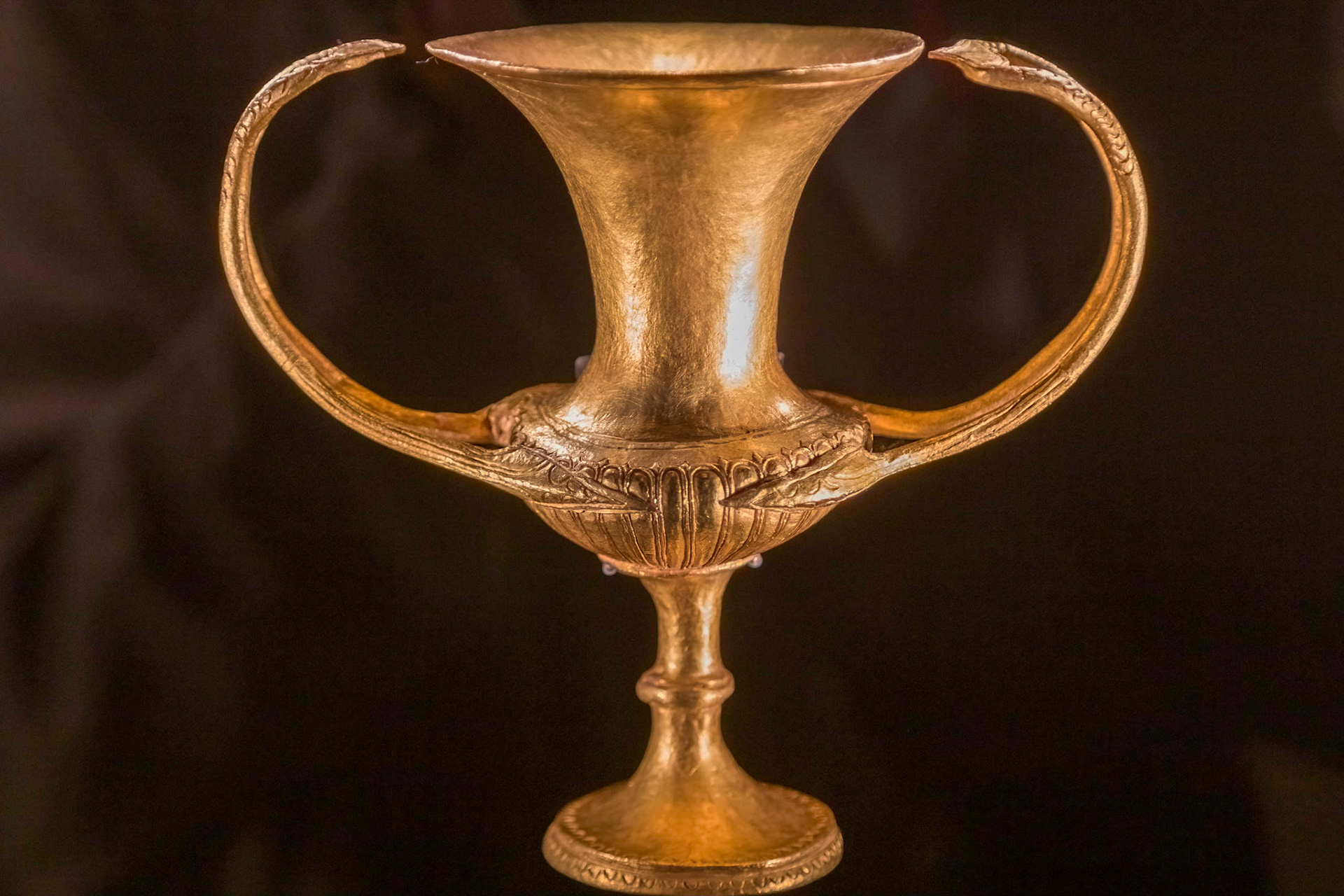 Kantharos, Greek 320-250 BCE. Beaten gold.