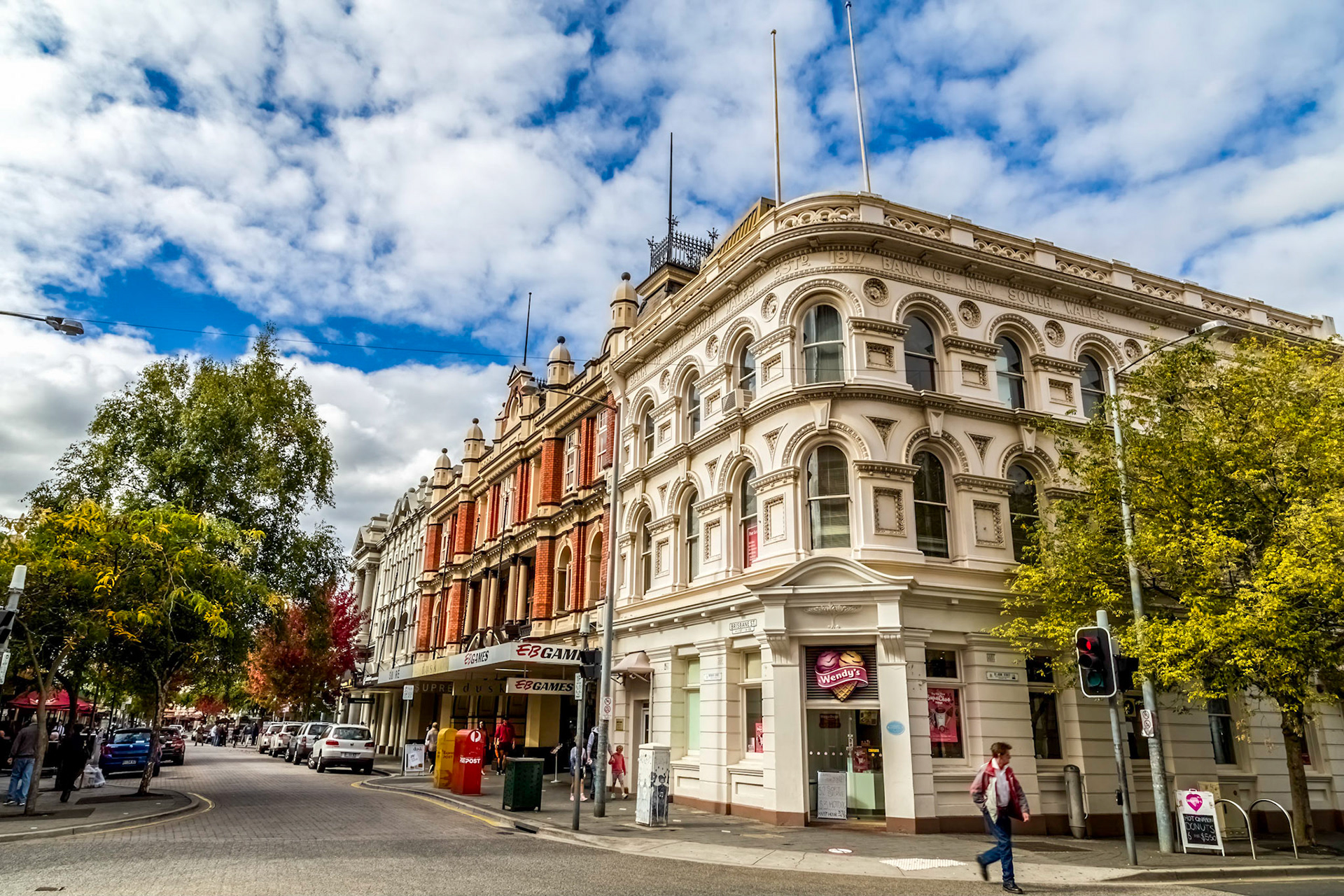 At the corner of Brisbane and St John Streets