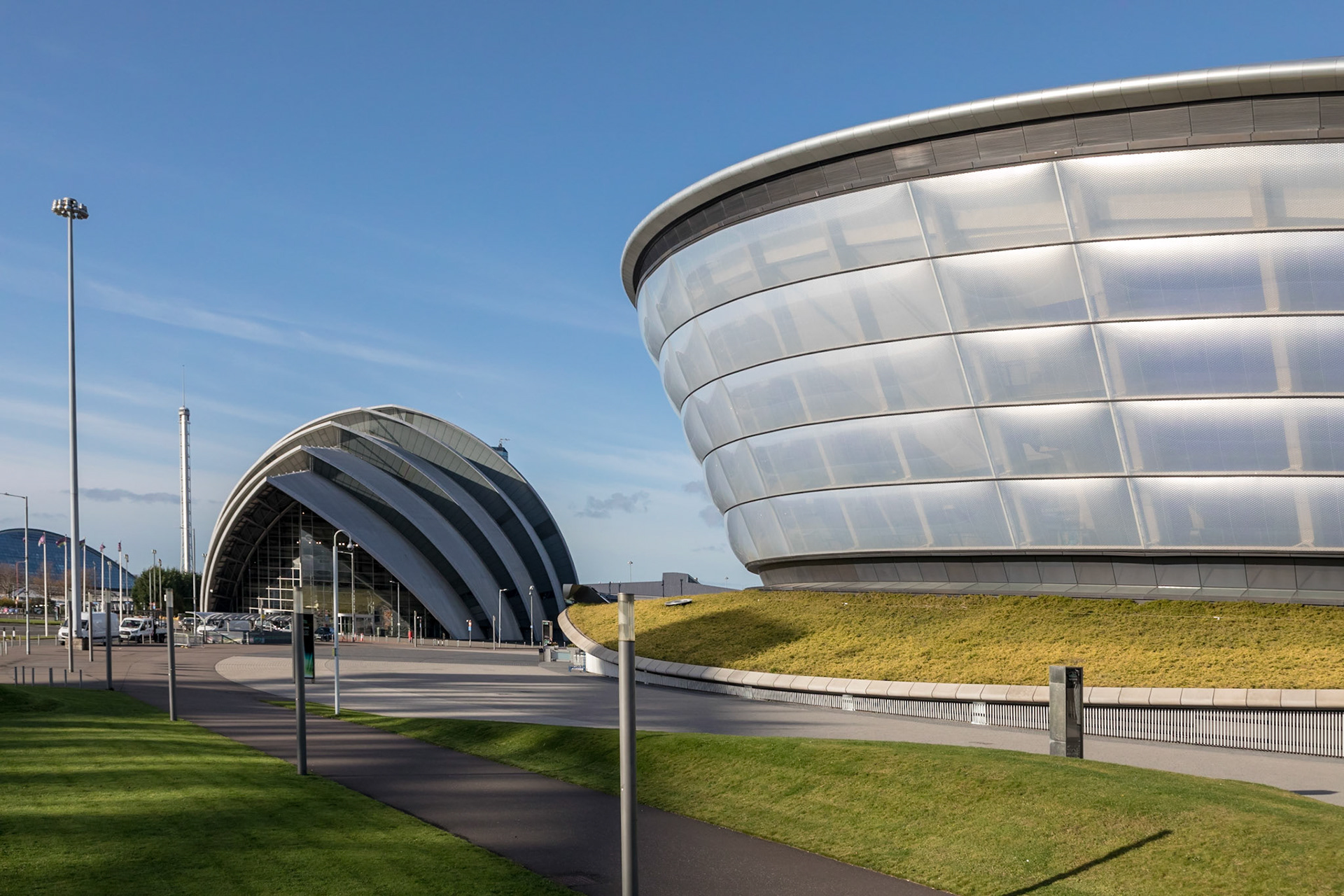 Around the city of Glasgow: the SEC Armadillo and the SSE Hydro buildings