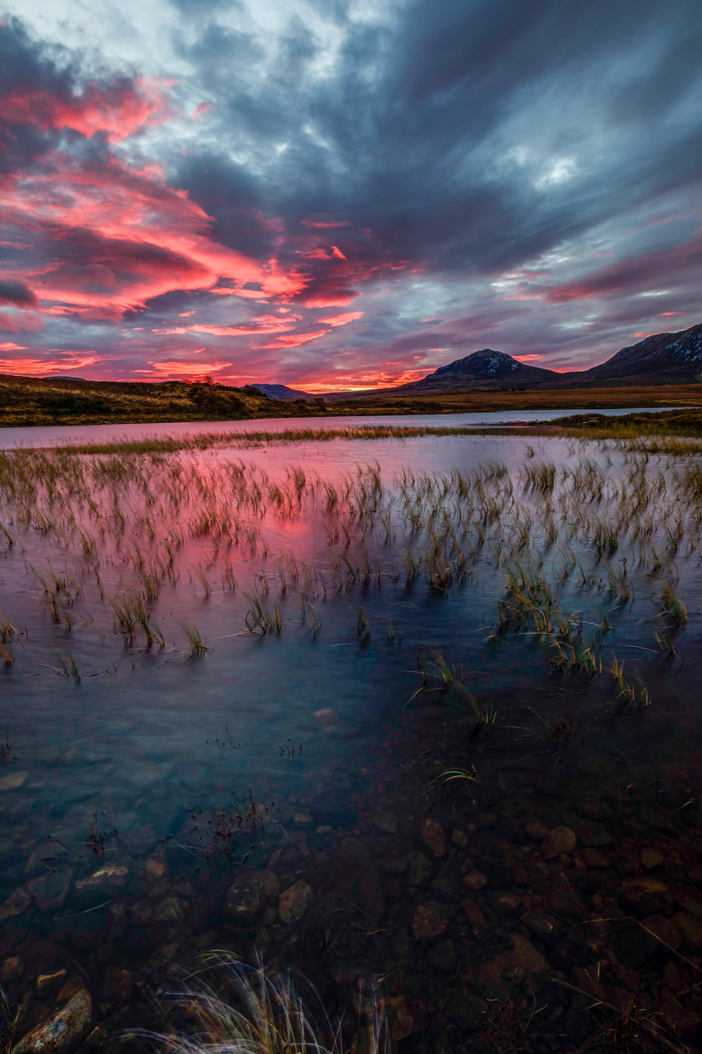 Dawn at Lochan Hakel, south from Tongue.