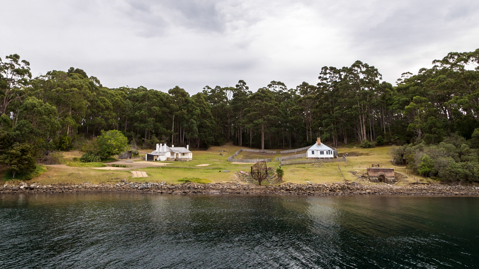 Dockyard Slipway &amp; Sculpture, and Shipwright's and Clerk of Work's houses. Port Arthur Historic Site