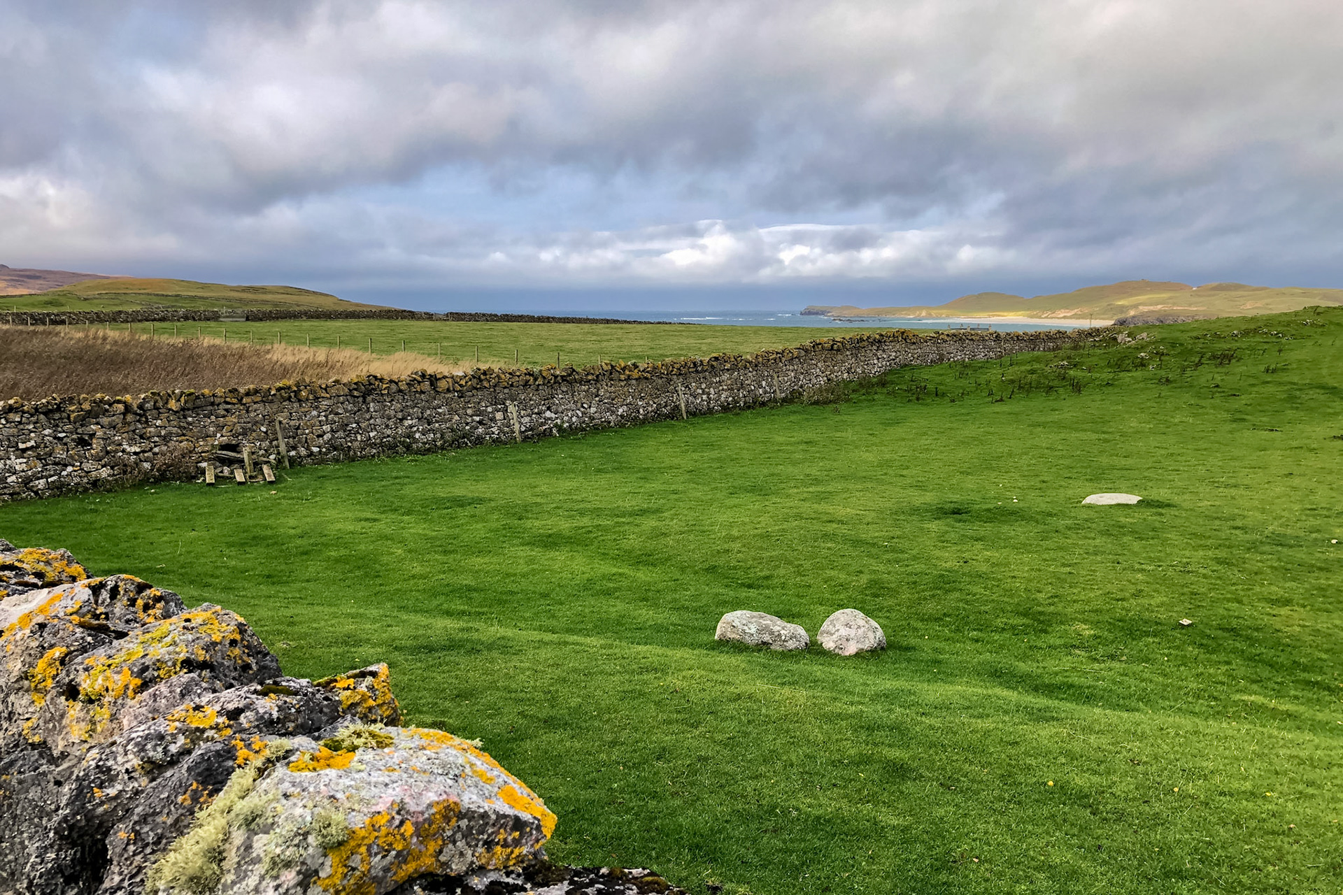 From Balnakeil village, across fields to Sango Bay
