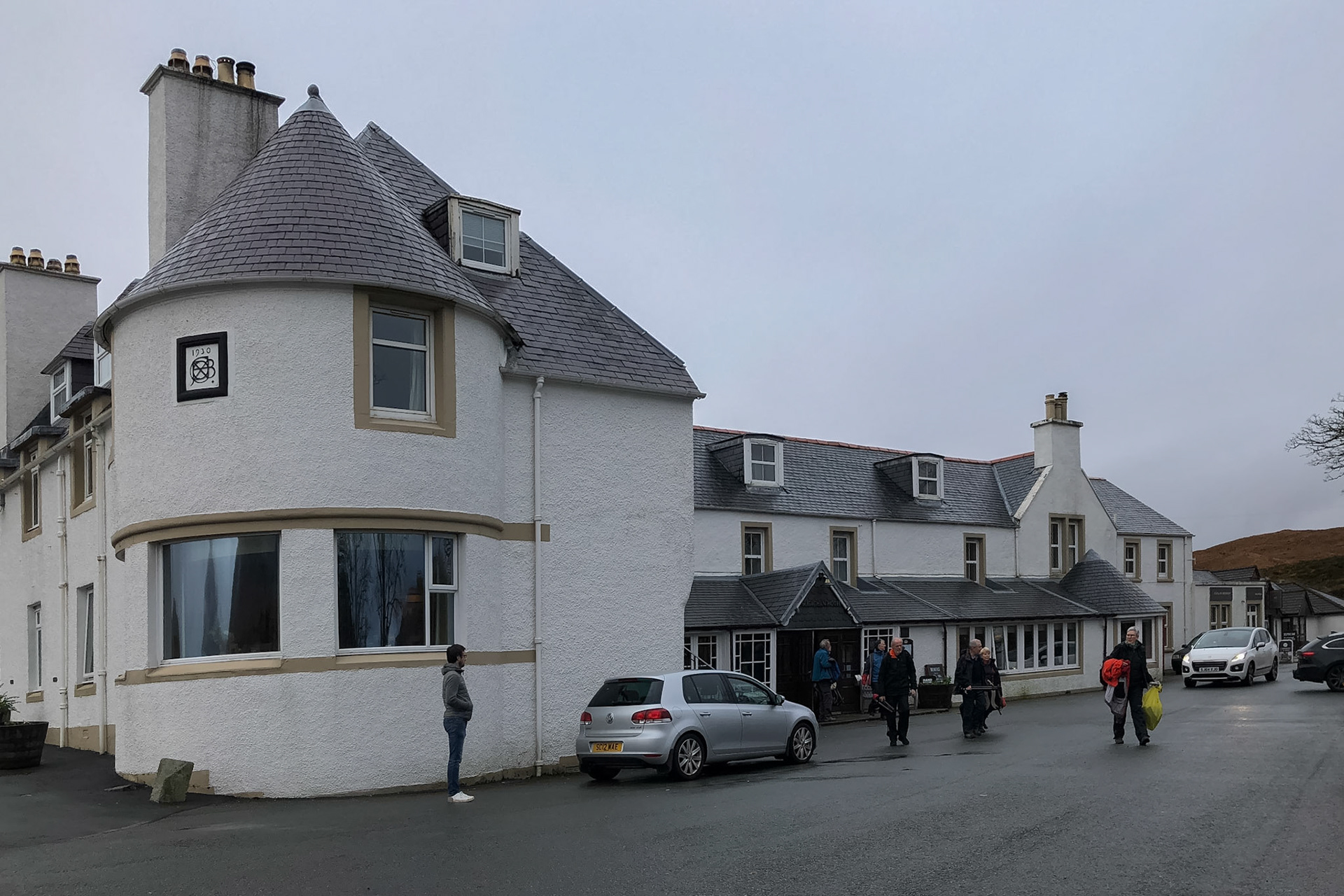 Setting off from the Hotel Sligachan, Isle of Skye