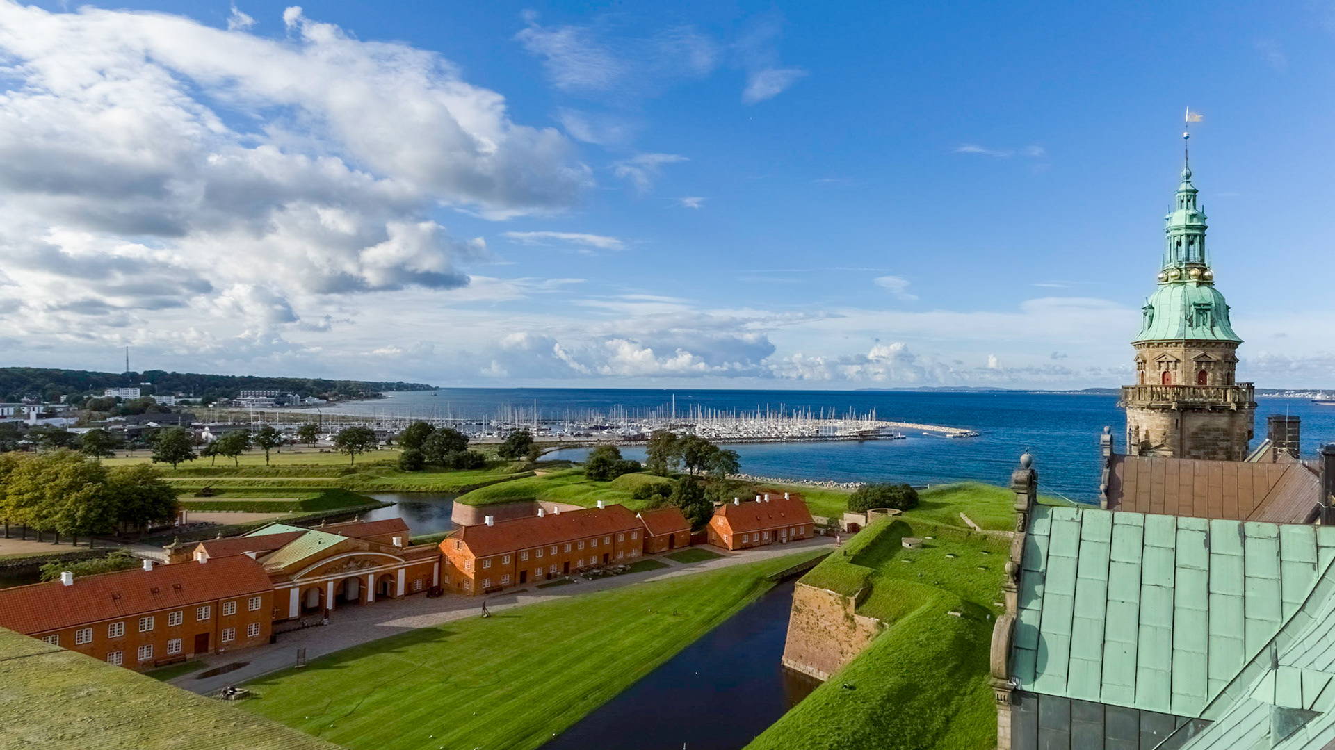 From Kronborg Castle to Helsingør harbour