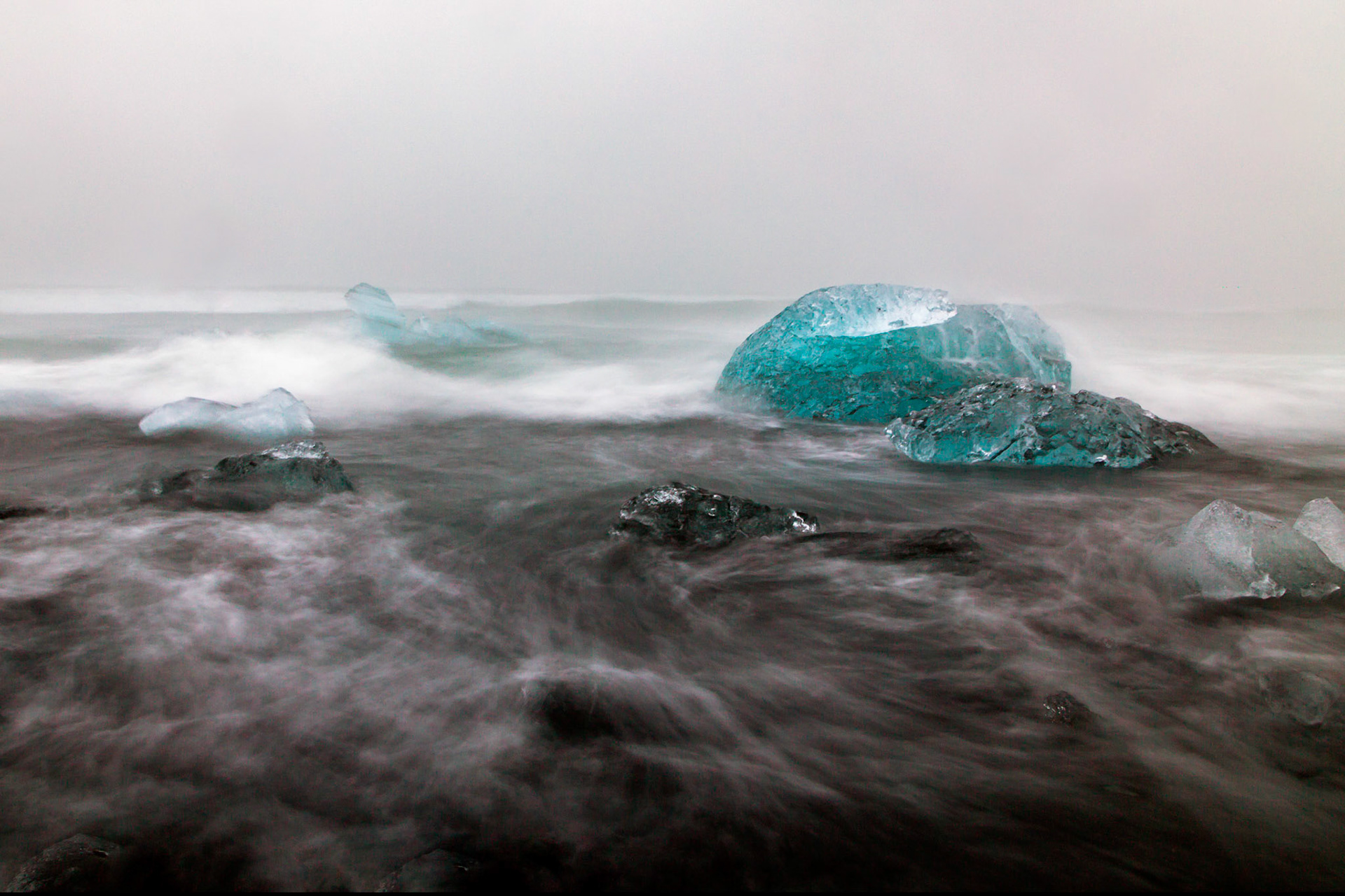 Jokulsarlon beach