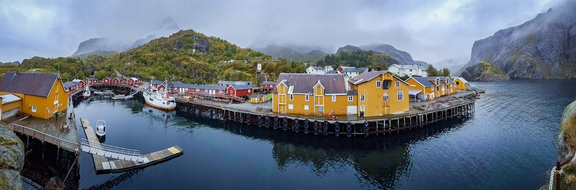 Nusfjord historical fishing village, Flakstad. 03:42 pm.