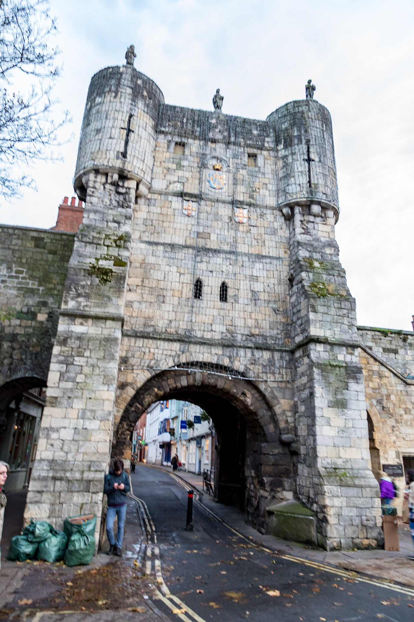 Bootham Bar  (gate); 11th / 14 th century