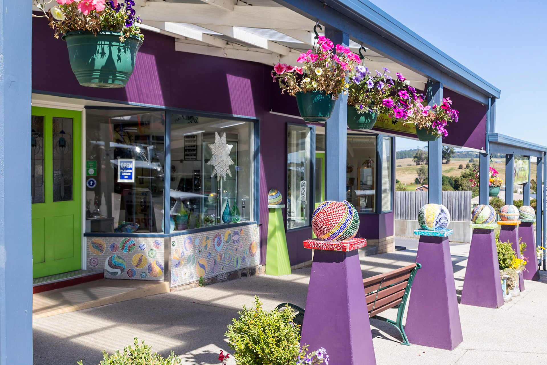 Sheffield, the 'Town of Murals'