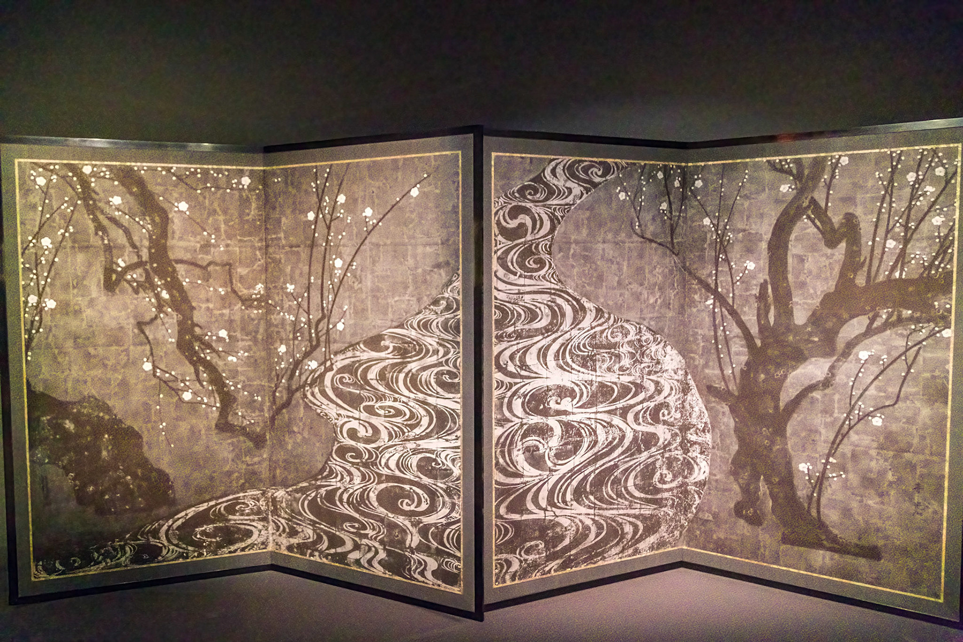 Red and White Plum Blossoms Under Moonlight, 2014