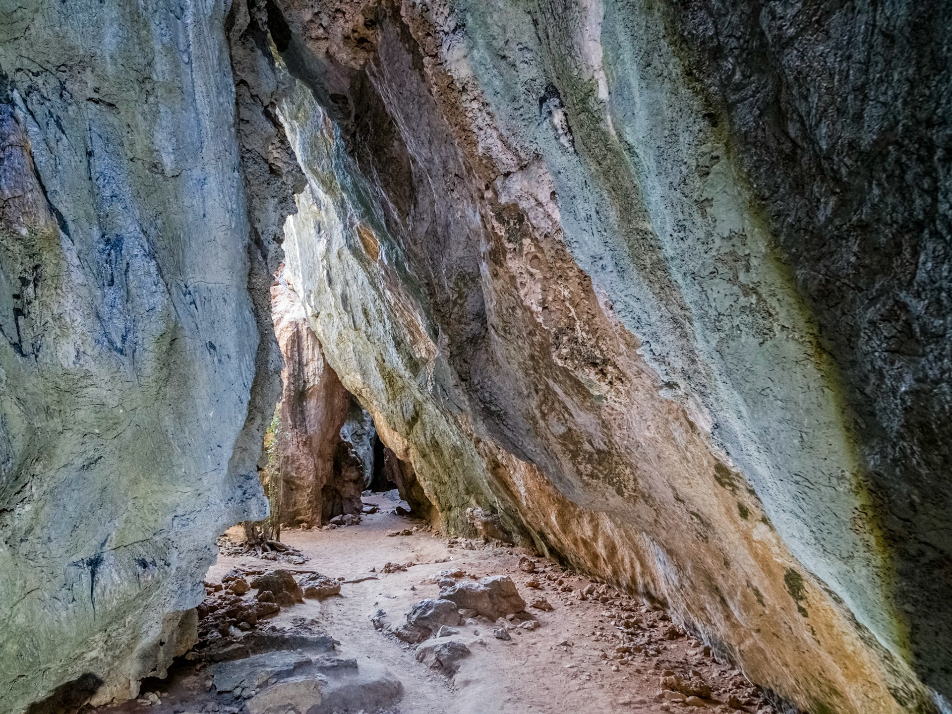 The Archways, Mungana