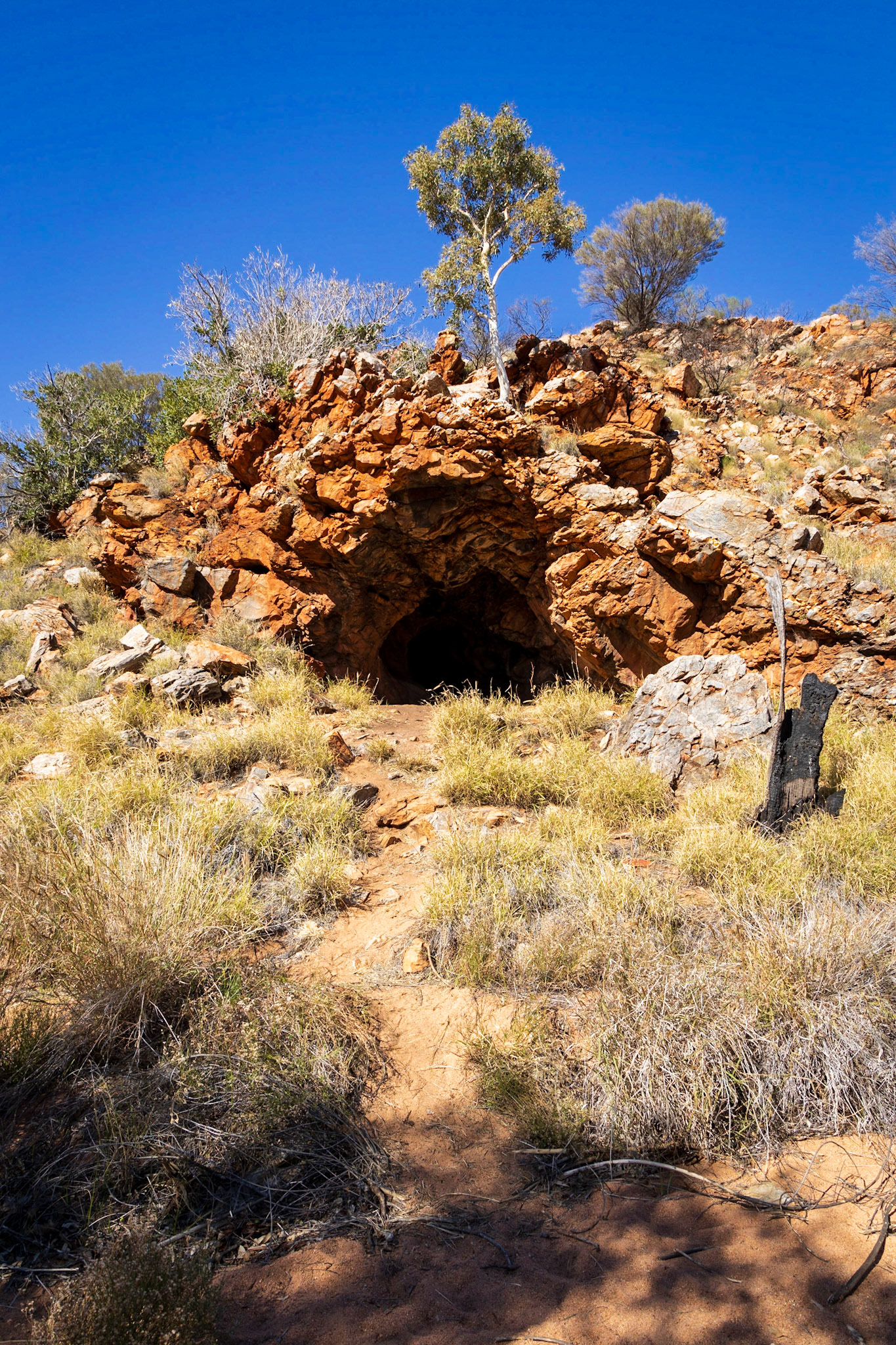 Lasseter's Cave - Kuḻpi Tjuntinya