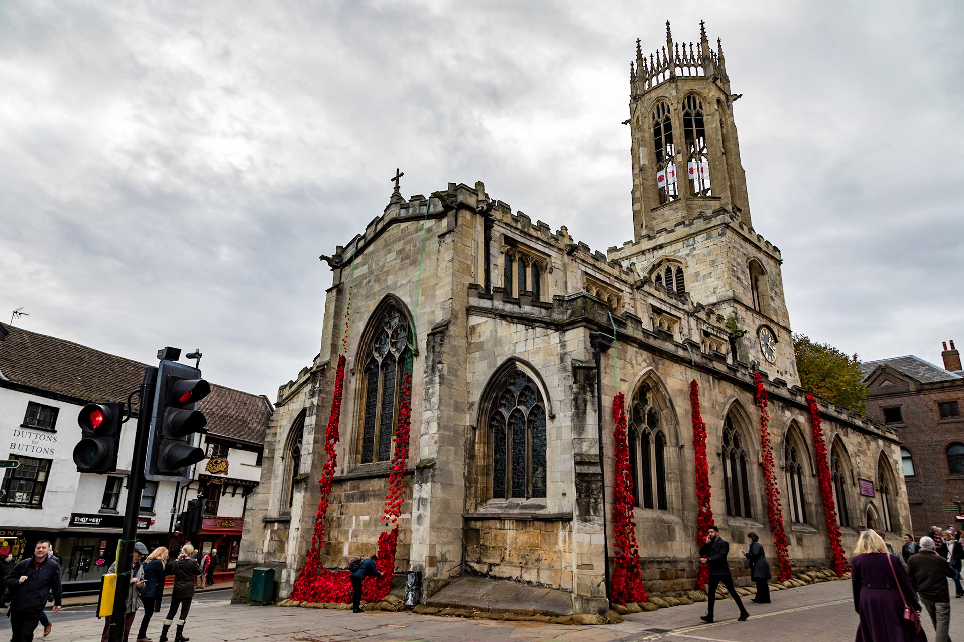 Rememberance Day poppies on All Saints Church, High Ousegate.