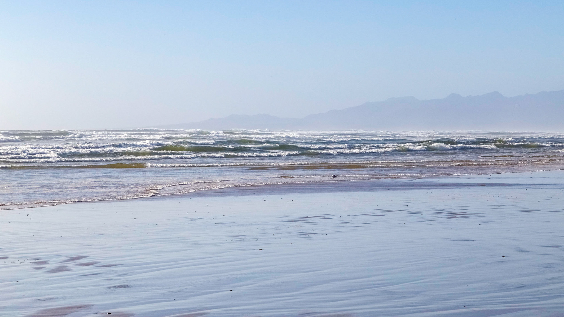 Ocean Beach, Strahan