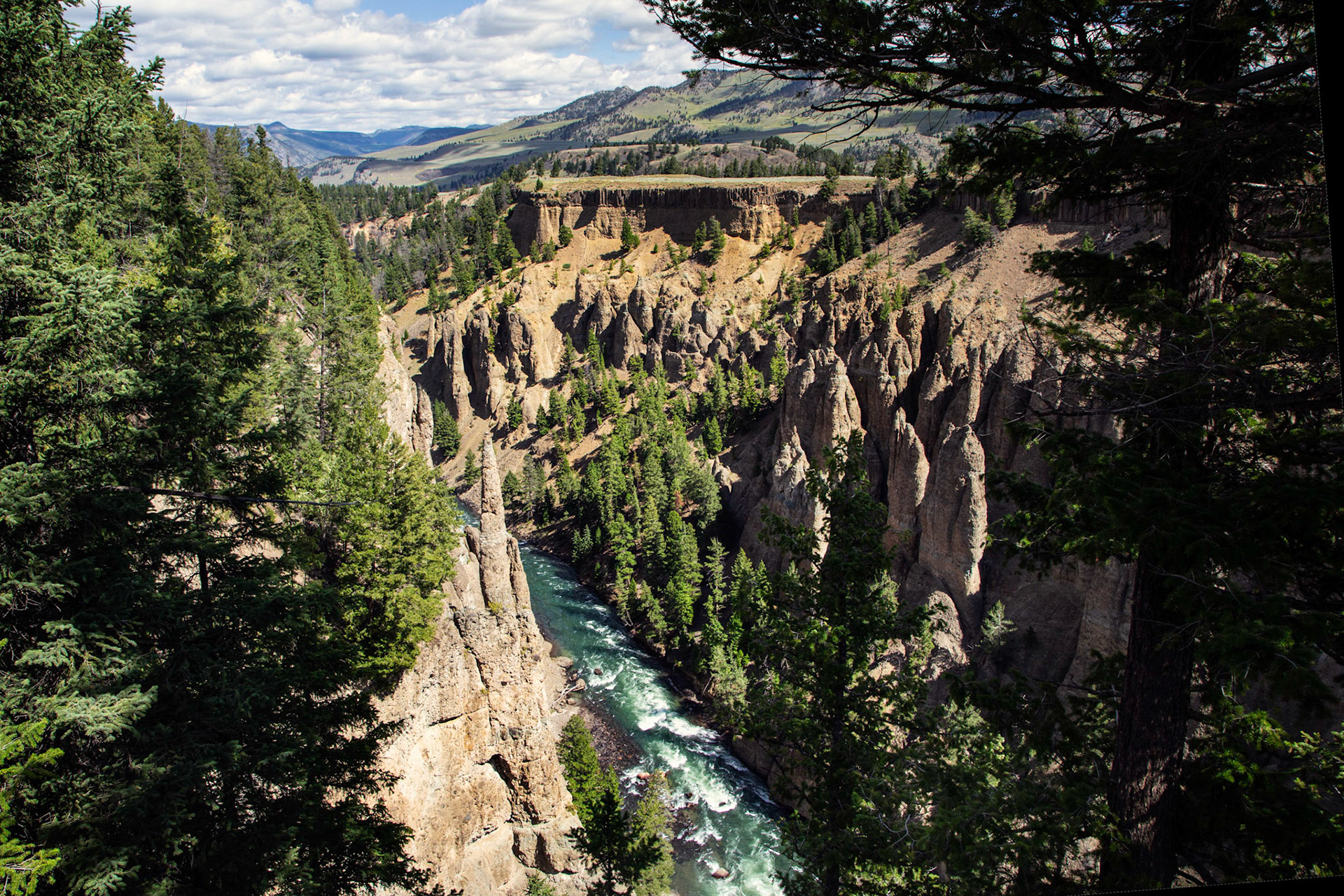 Devils Den. In the vicinity of Tower Fall.