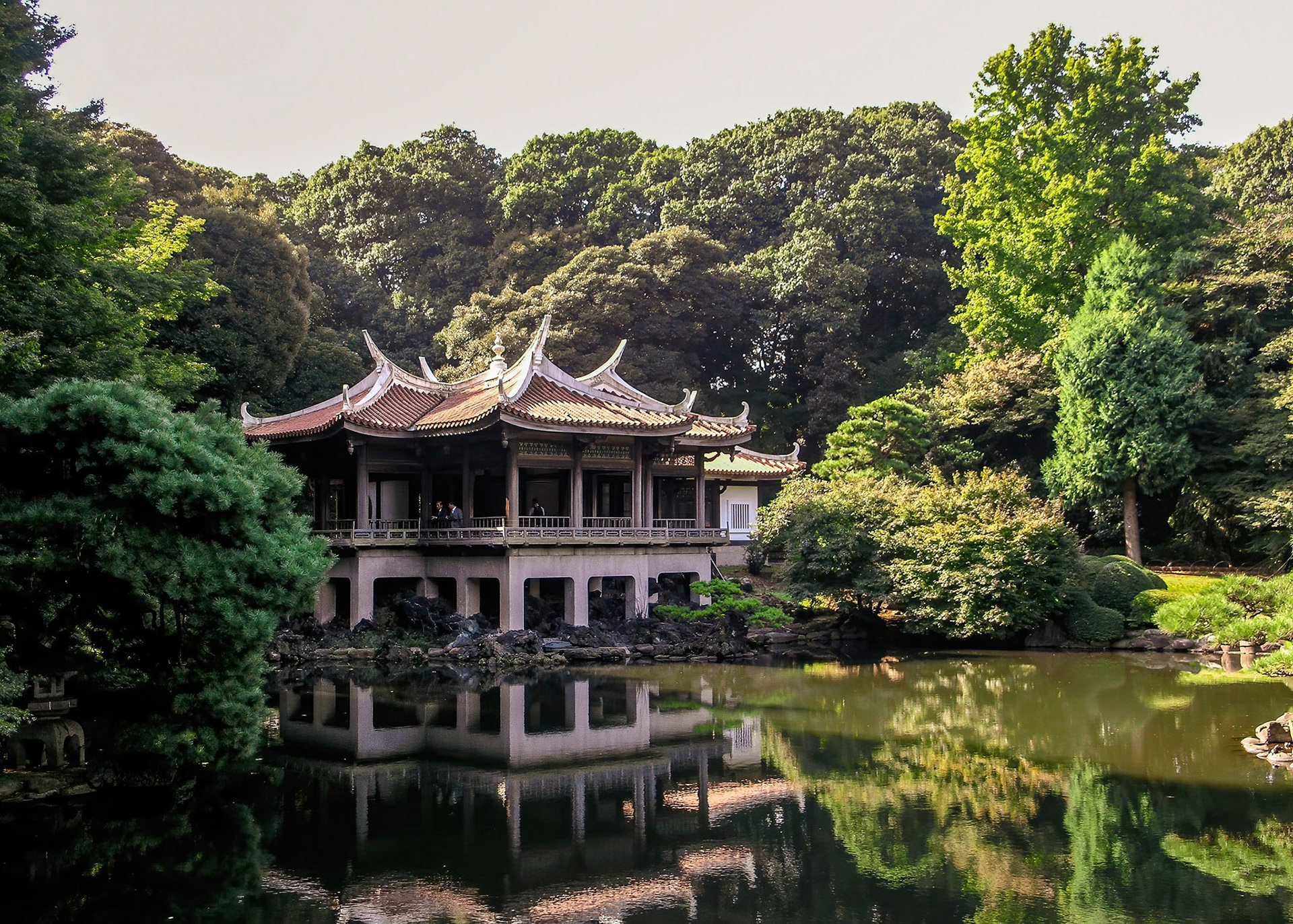 Shinjuku Gyoen National Garden
