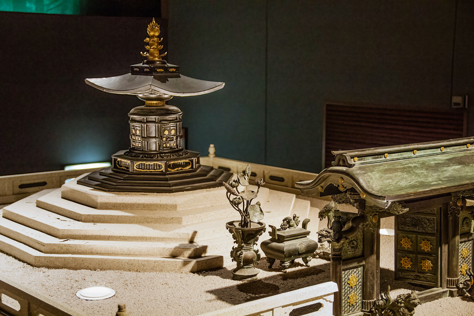 Festival Floats Exhibition Hall (Takayama Matsuri Yataikaikan)