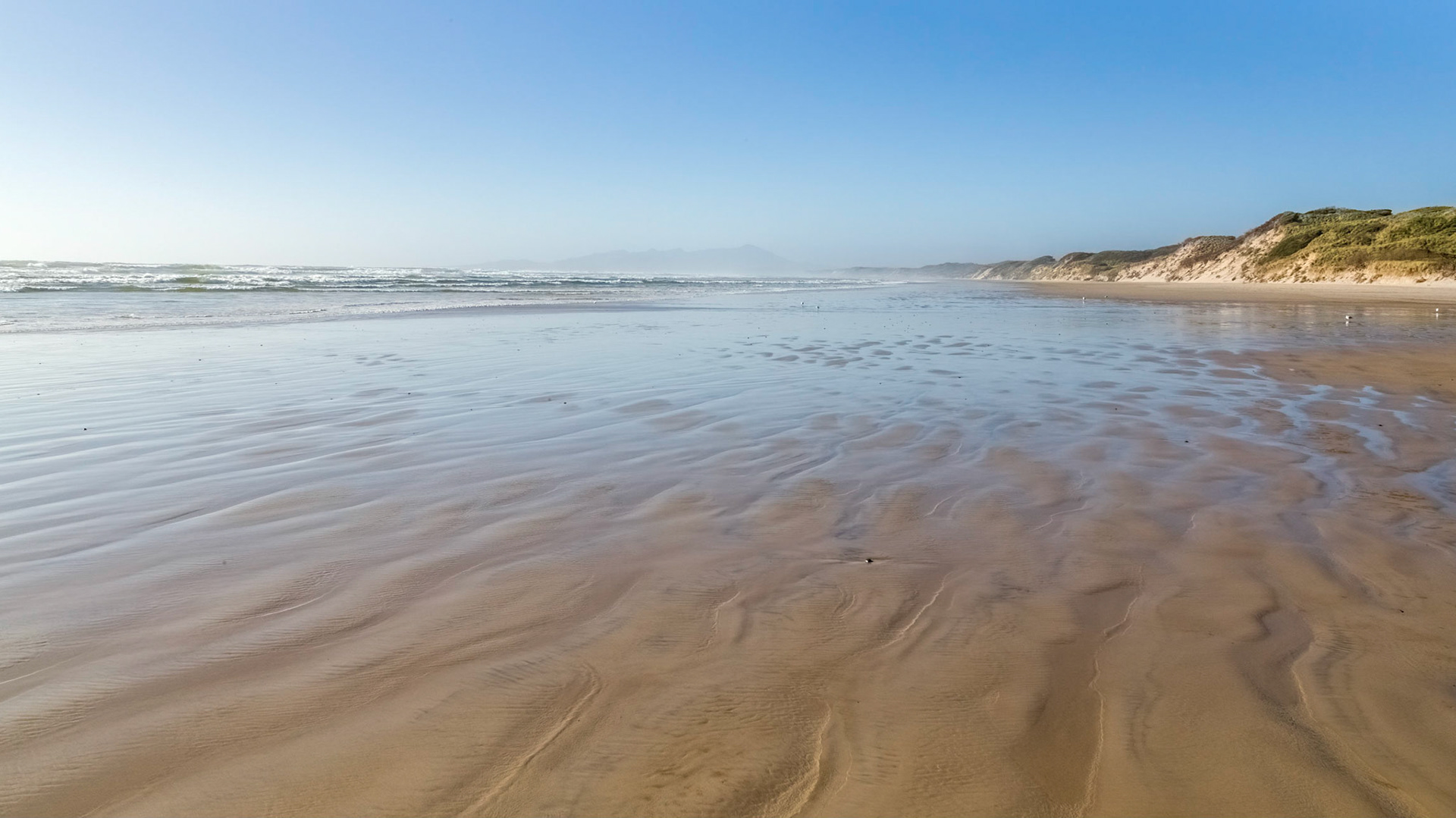 Ocean Beach, Strahan