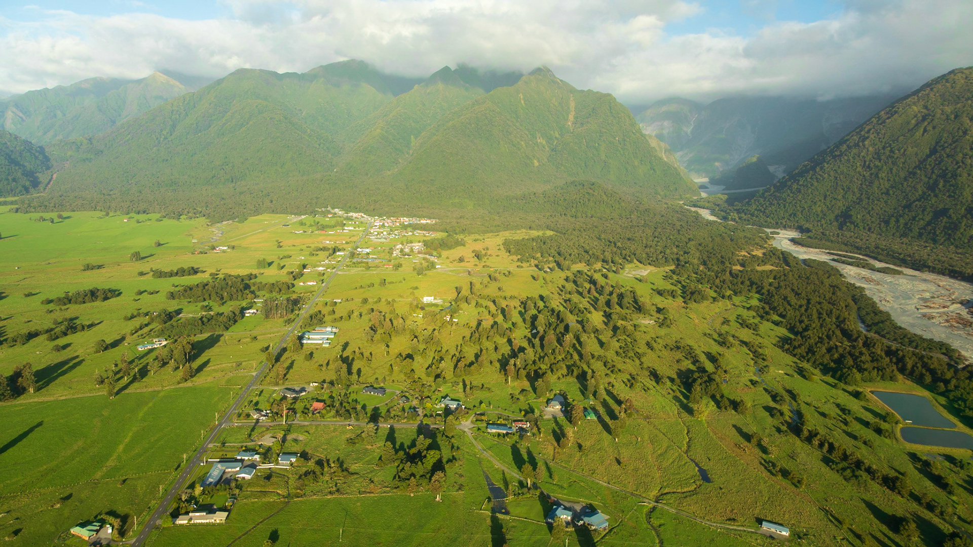 Village of Fox Glacier on the coastal plain