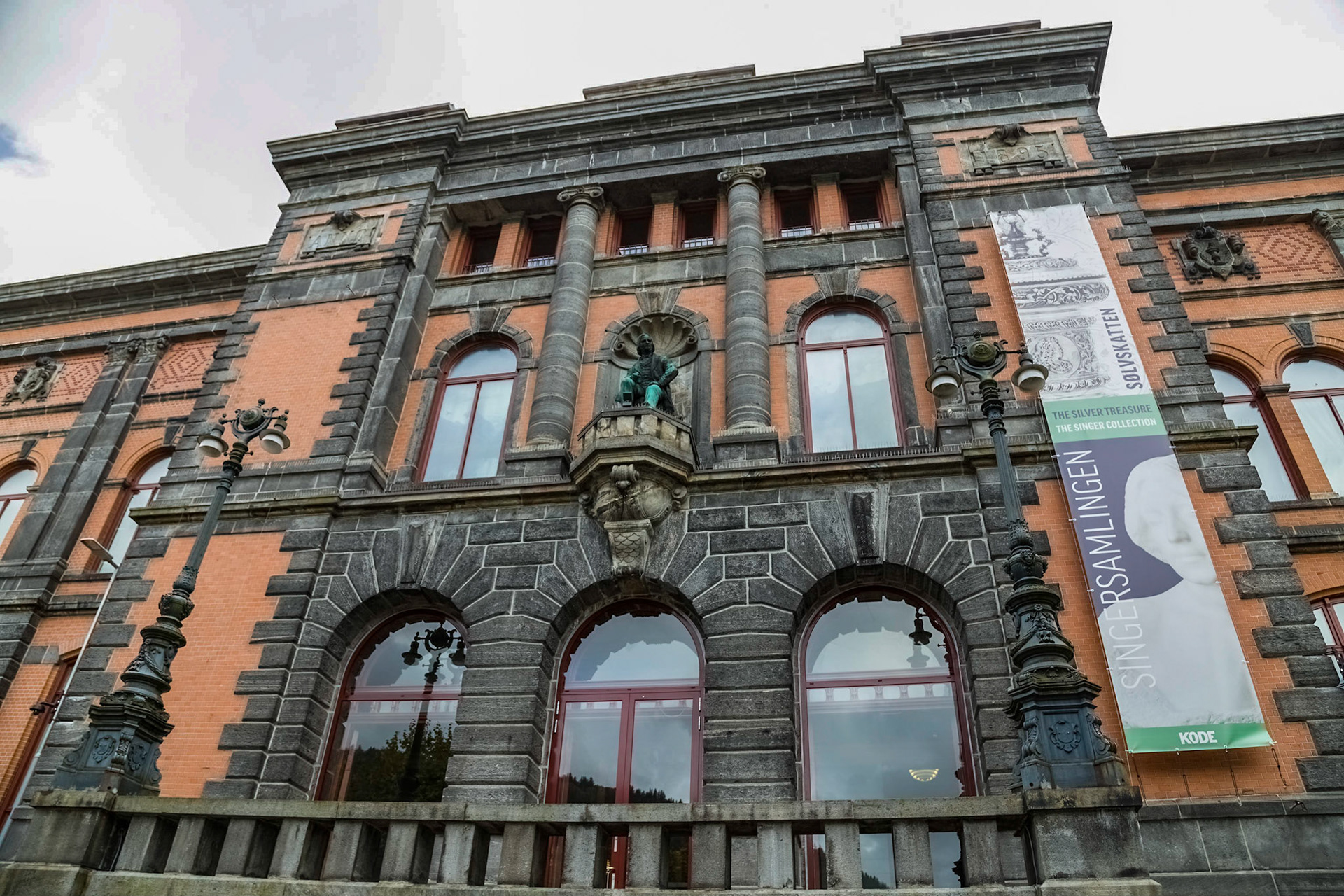 KODE 1 museum for fine crafts and design , Bergen.