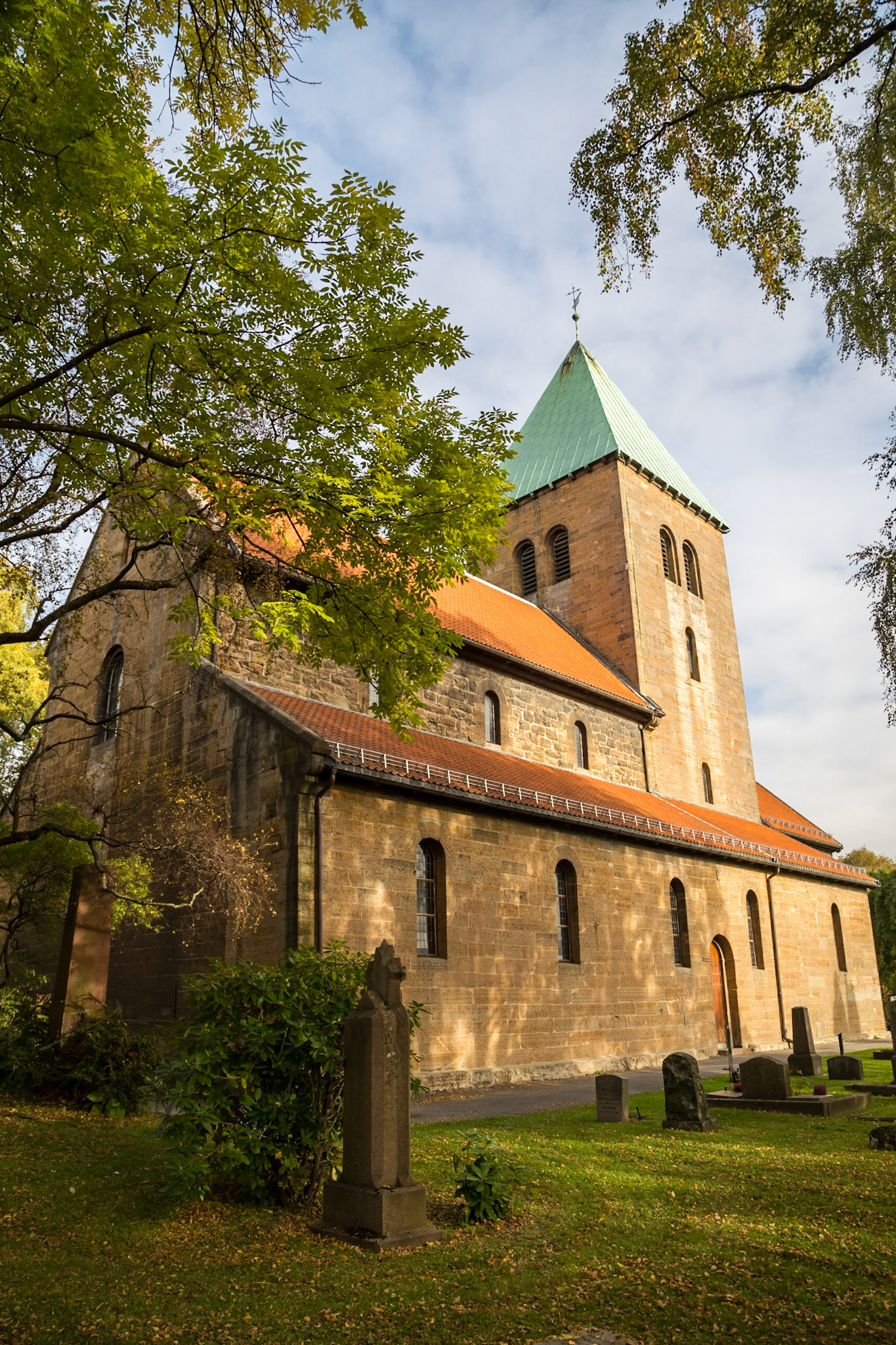 Old Aker Church (Gamle Alker Kirke). It is a medieval church in Oslo city centre. Still active today and is thought to be the oldest surviving church and possibly the oldest building of any kind in gthe city of Oslo. First erected in 1080 and rebuilt in the 18th century.