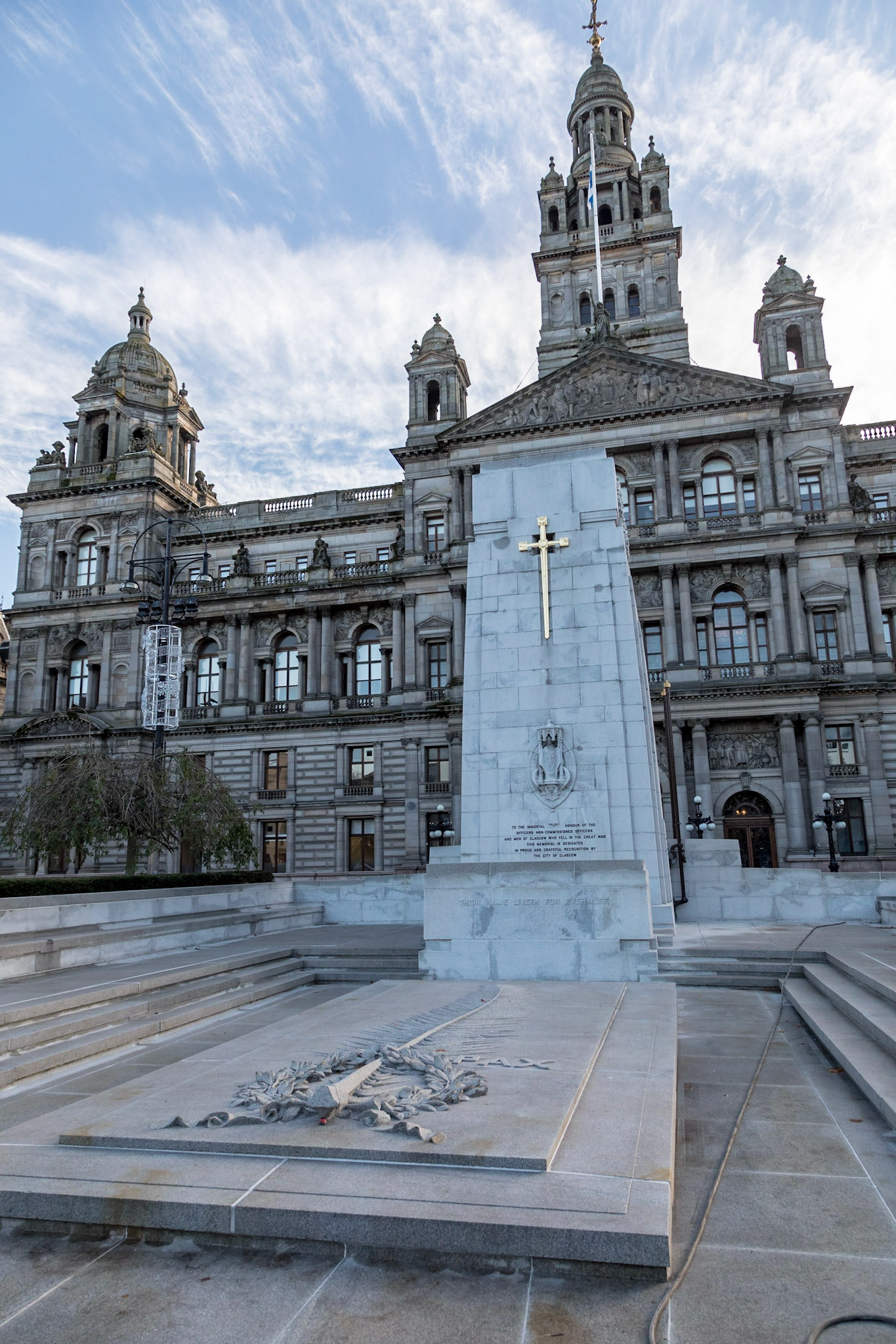 Cenotaph in George Square, with the Glasgow City Council building in the background