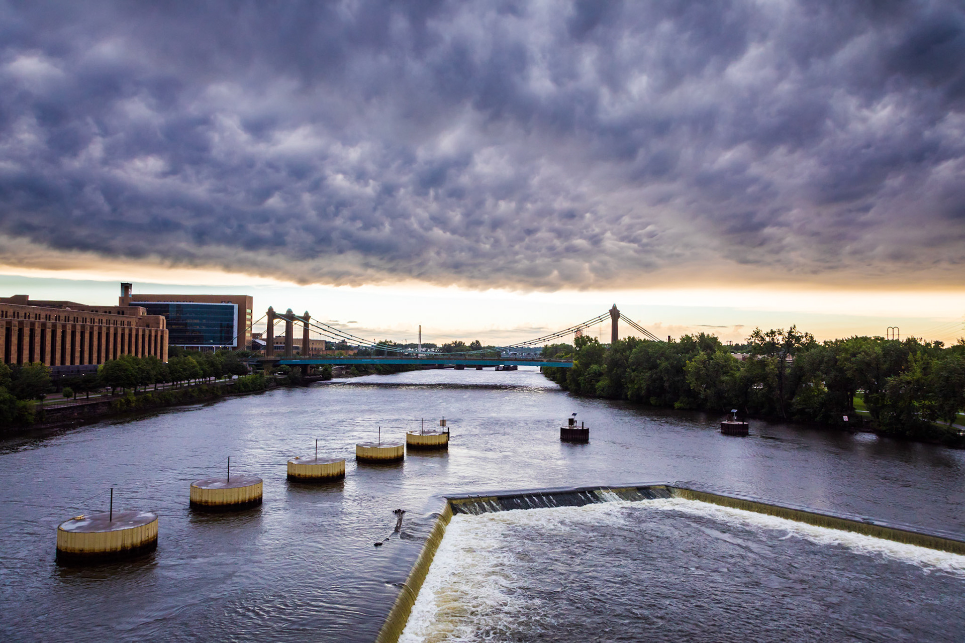 Hennepin Avenue bridge over the Mississippi River