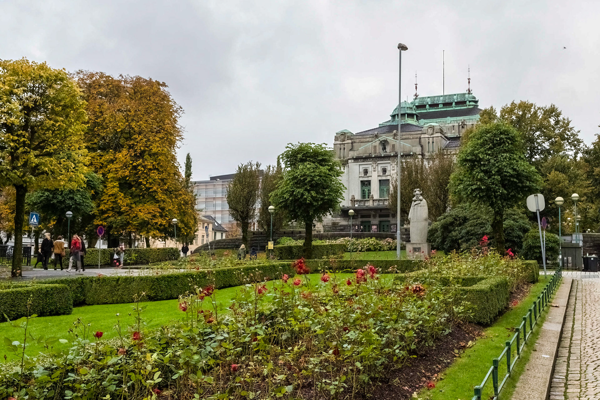 Gardens before the Den Nationale Scene, which is the largest theatre in Bergen.