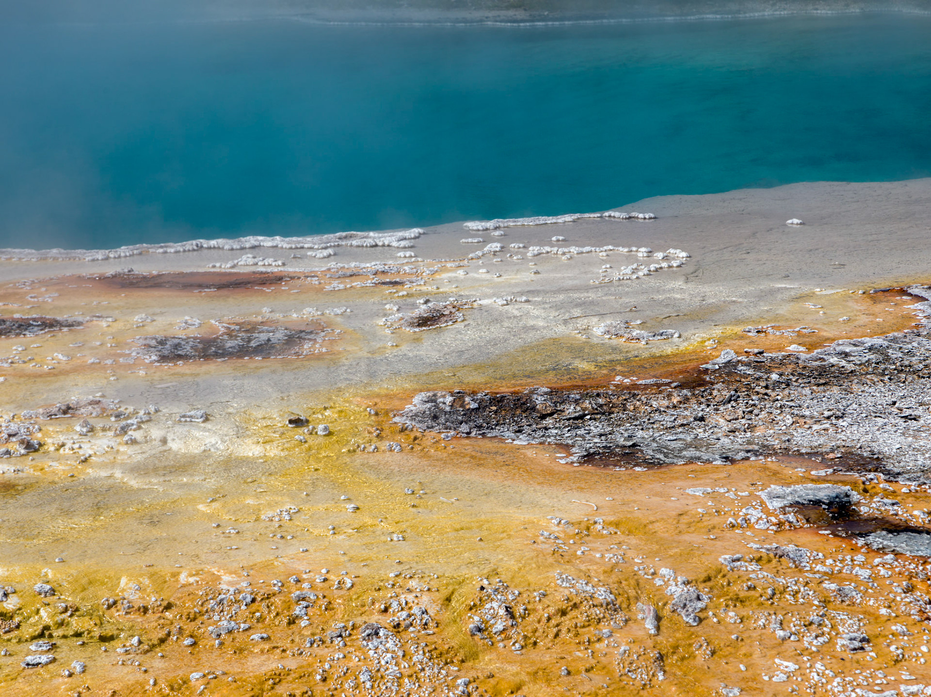 West Thumb Geyser Basin, Yellowstone National Park, Wyoming.
