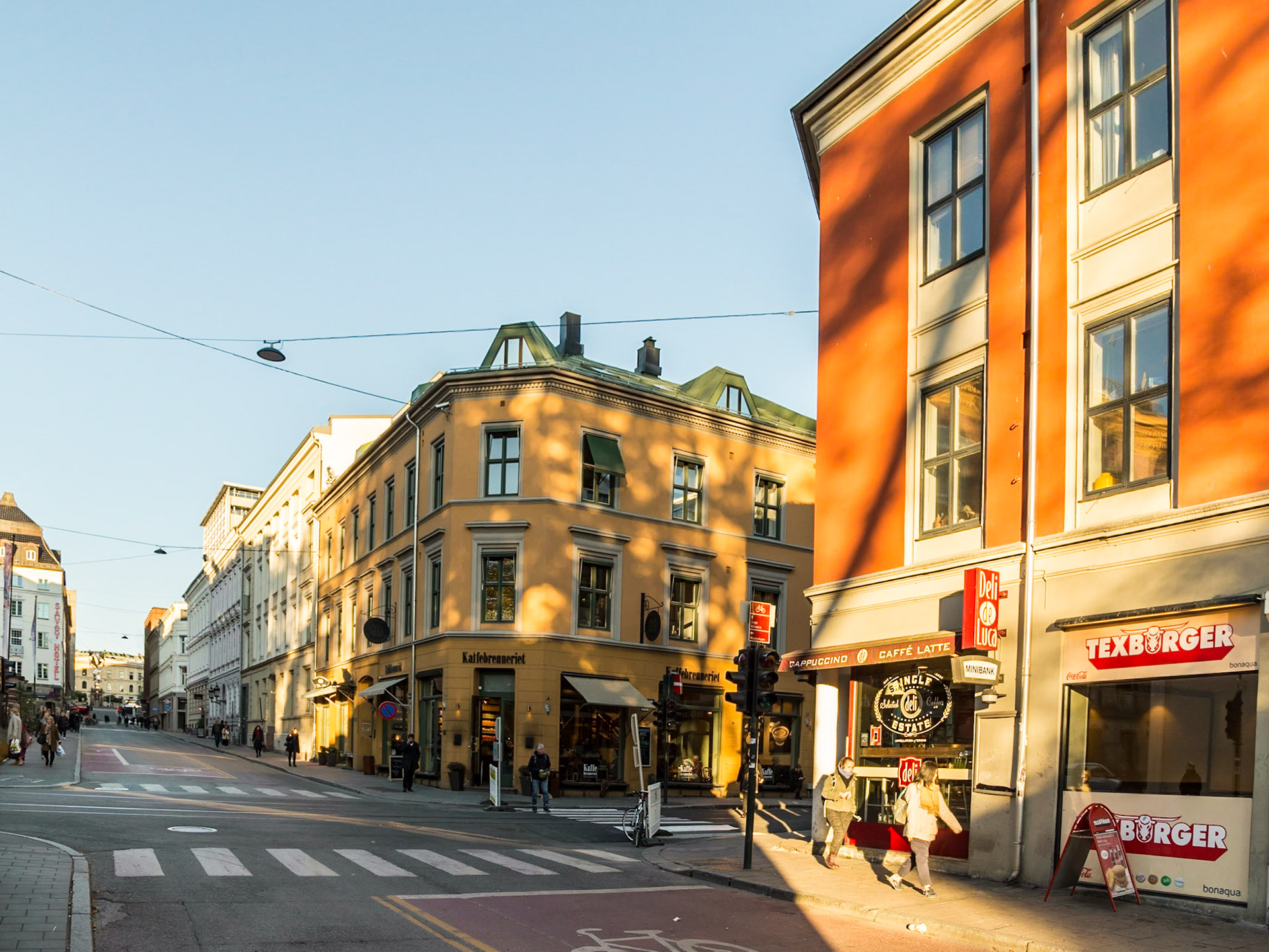 Neighbourhood: cnr Universitietsgata &amp; Kristian IVs gate