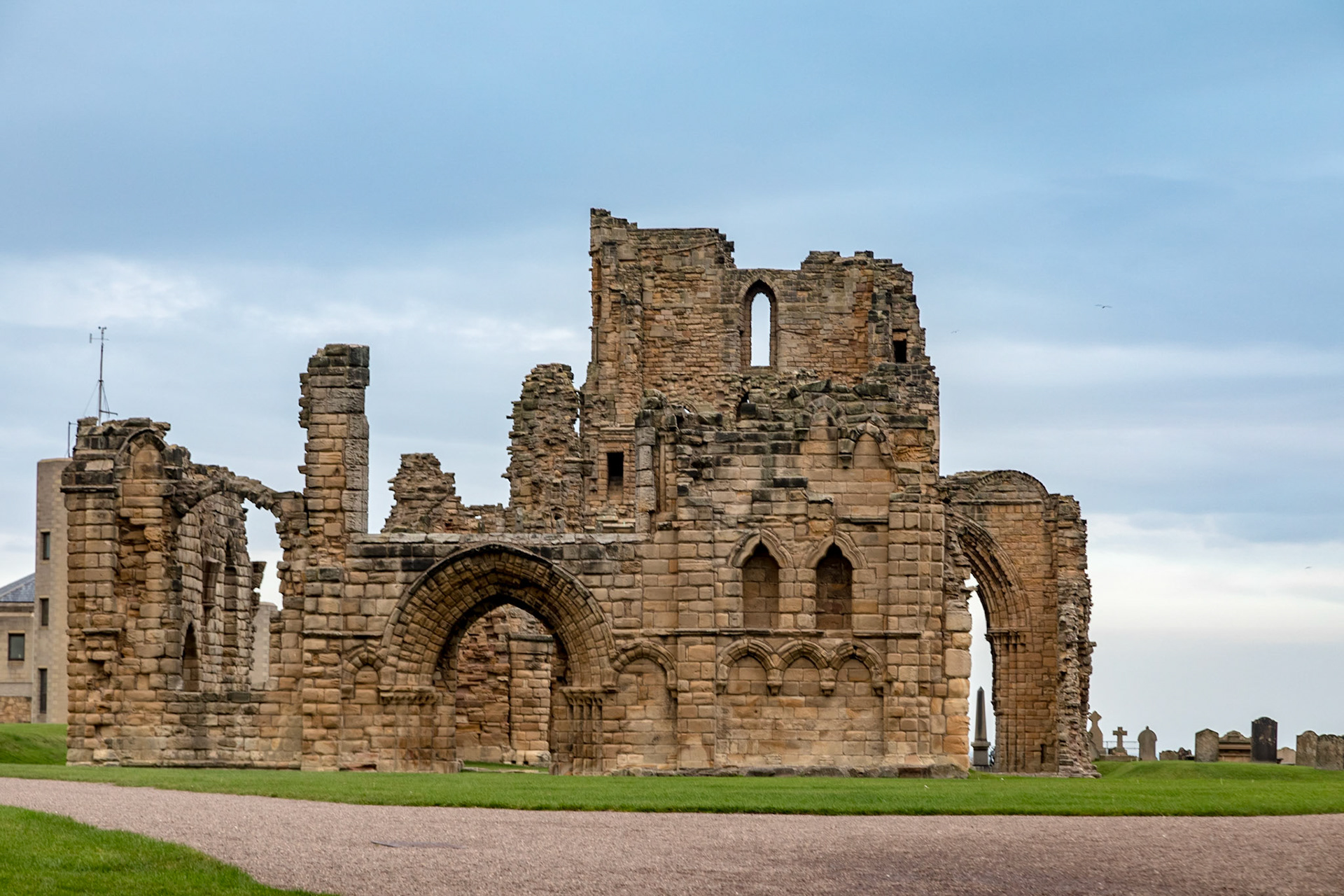 Tynemouth Priory and Castle (13th century)